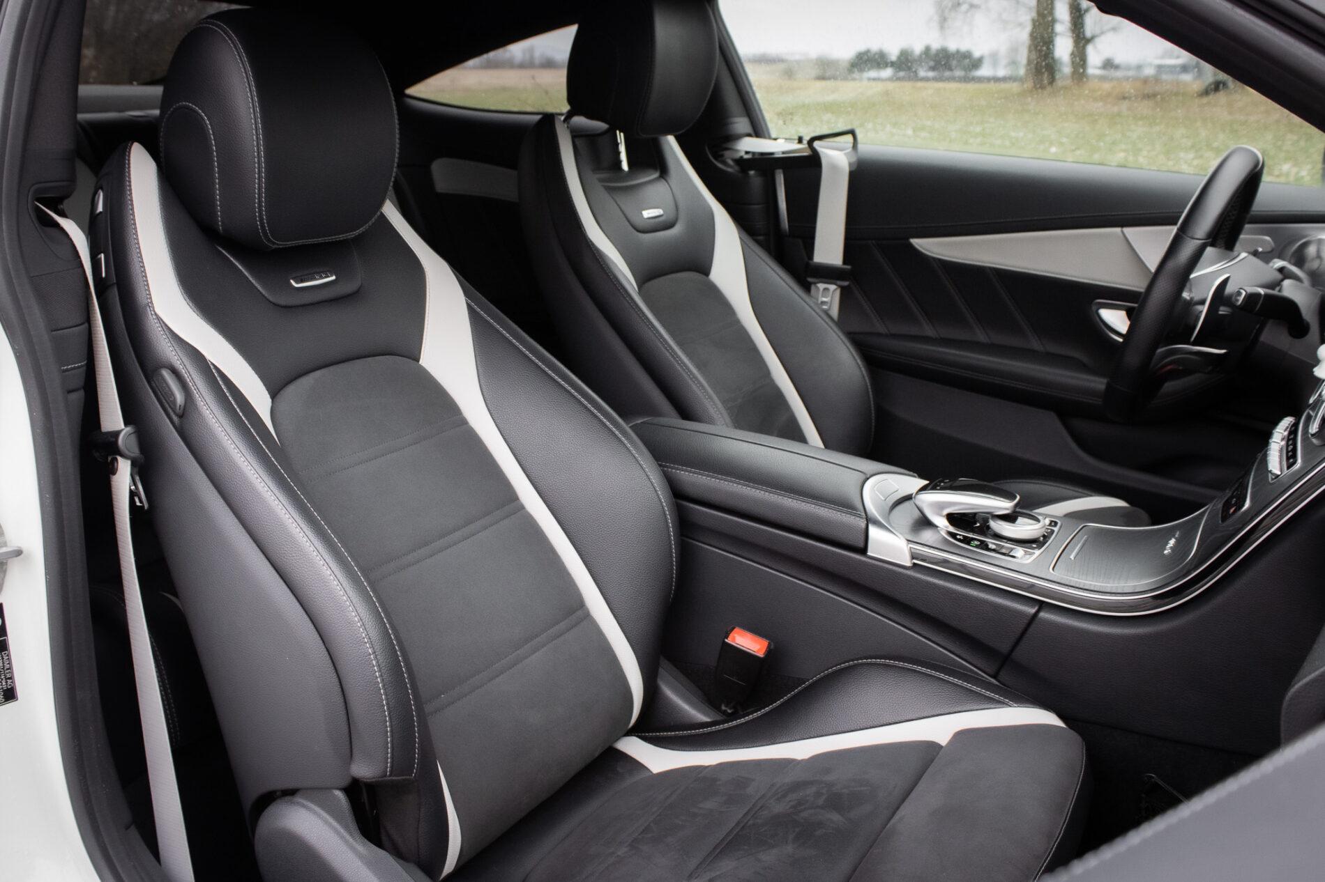 2016 Mercedes-Benz C 63 AMG S, bílá kupé, 61 115 km