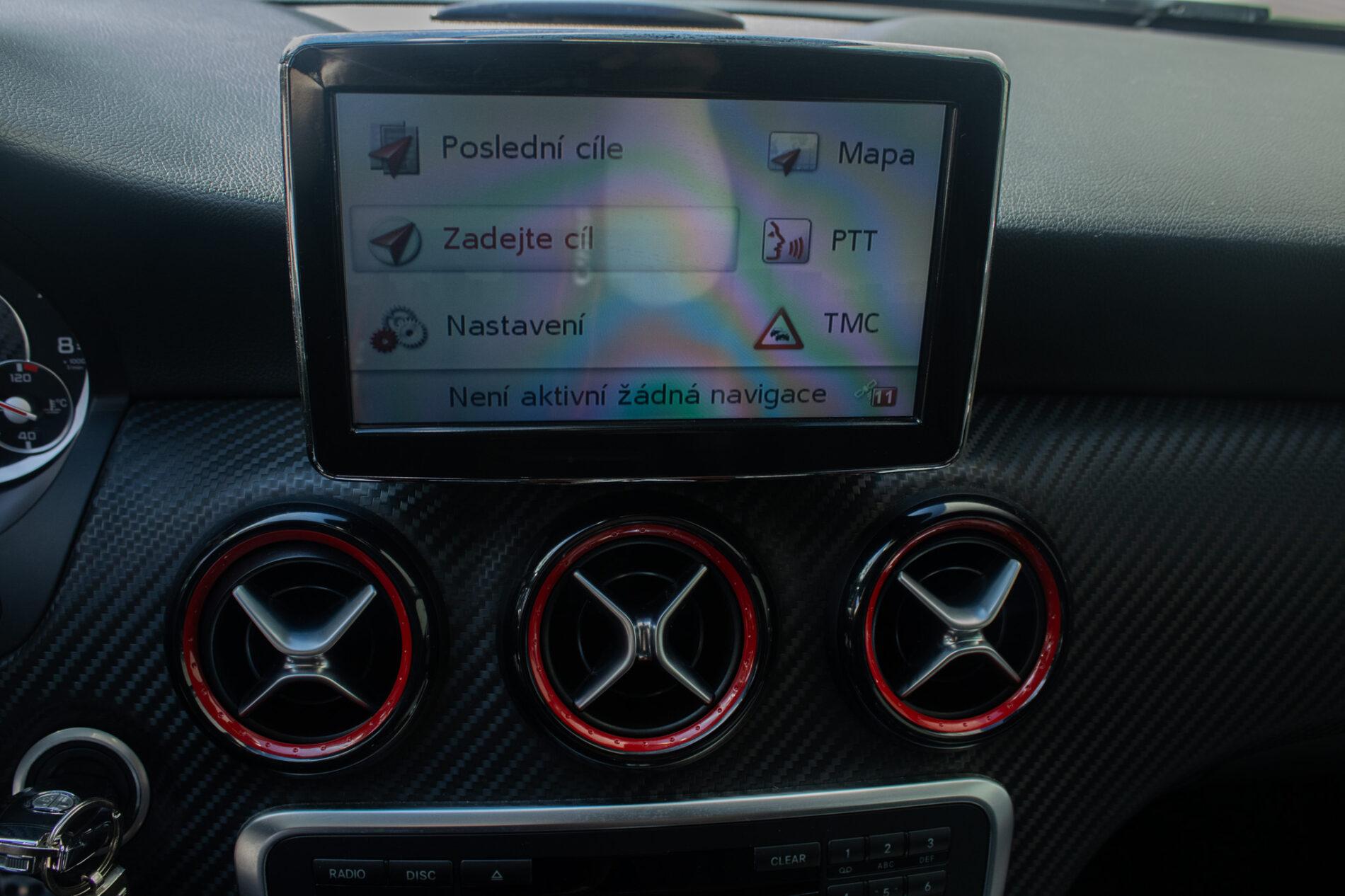 2013 Mercedes-Benz A 45 AMG, šedá hatchback, 199 113 km