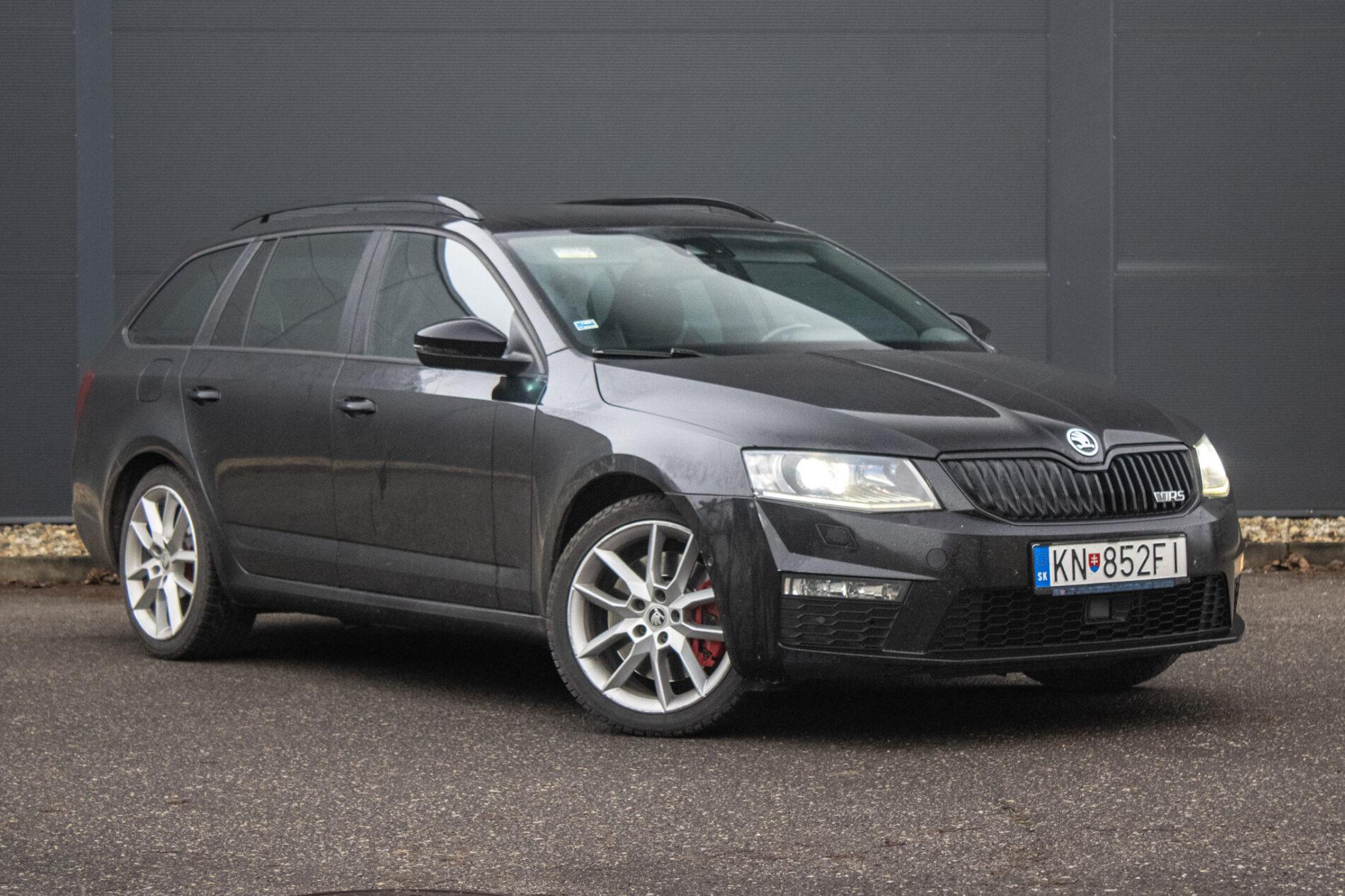 2015 Skoda Octavia RS, černá kombi, 312 500 km