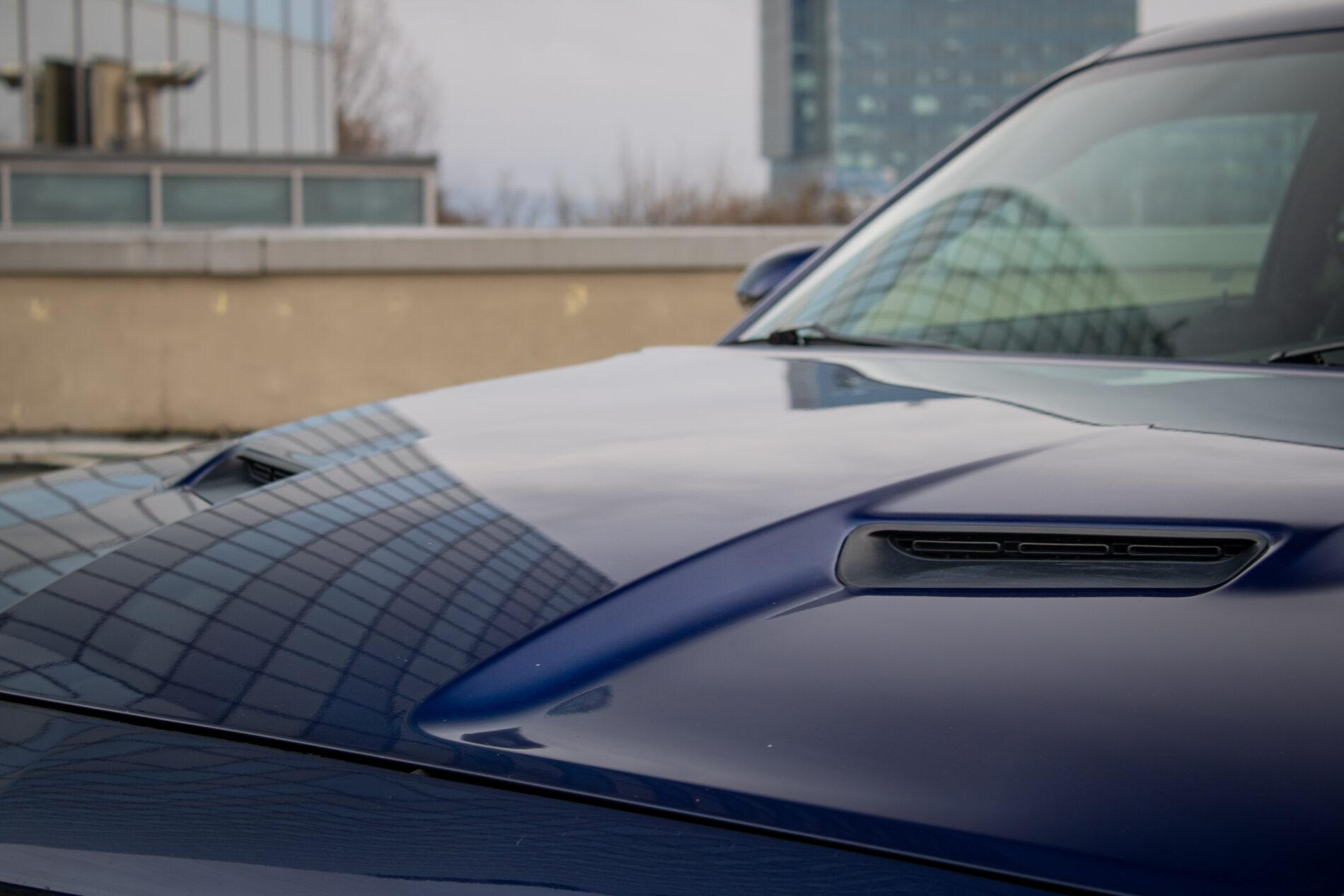 2015 Dodge Challenger, modrá kupé, 130 665 km