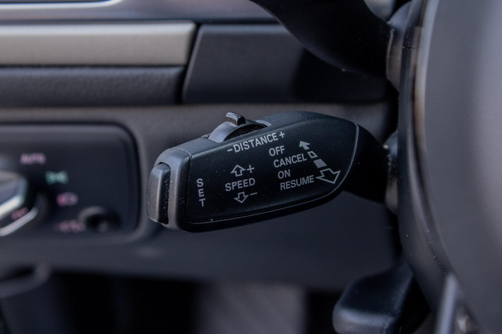2016 AUDI A6, šedá kombi, 289 001 km
