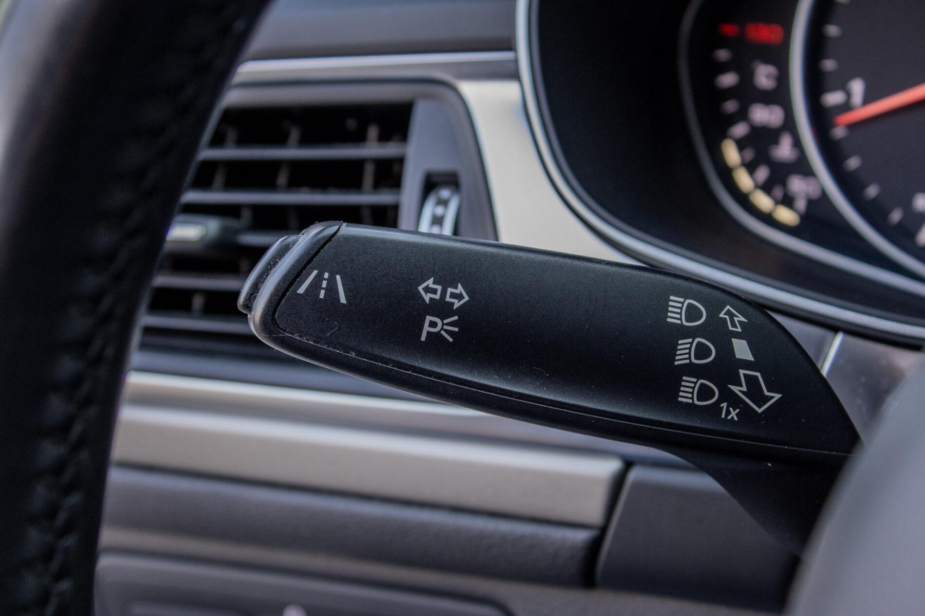 2016 AUDI A6, šedá kombi, 289 001 km