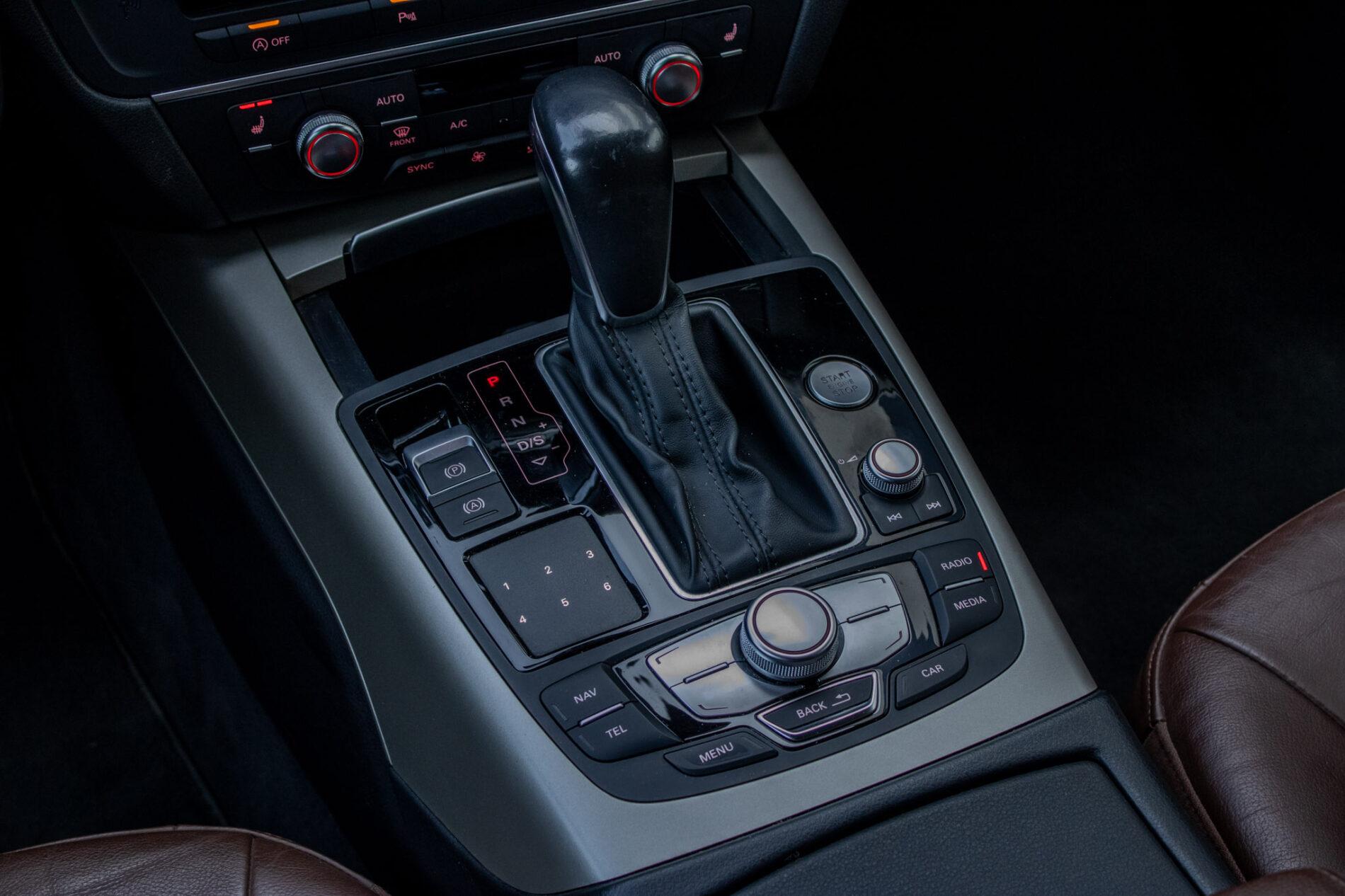 2016 AUDI A6, šedá kombi, 289 001 km
