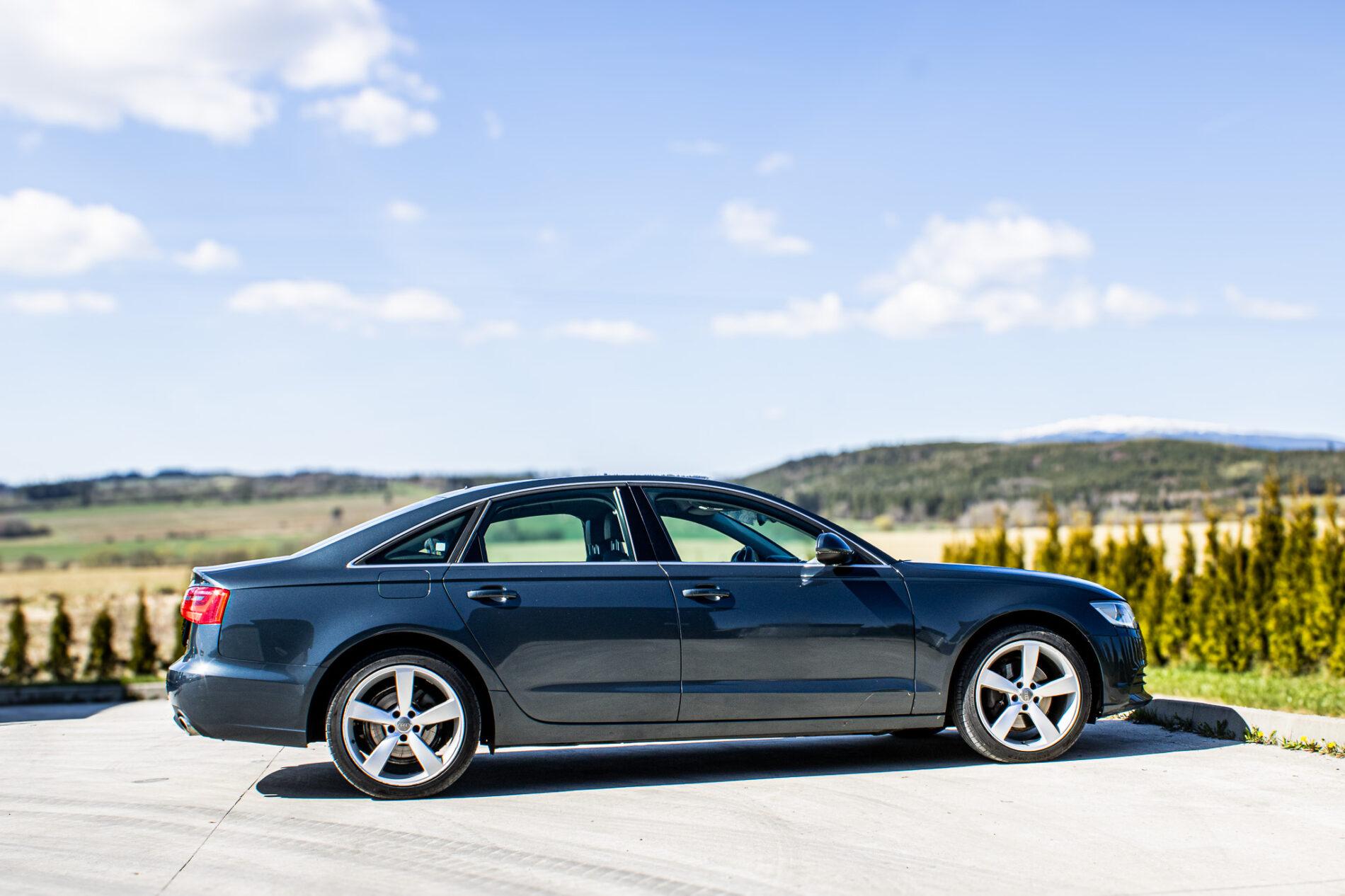 2014 AUDI A6, šedá sedan, 291 885 km