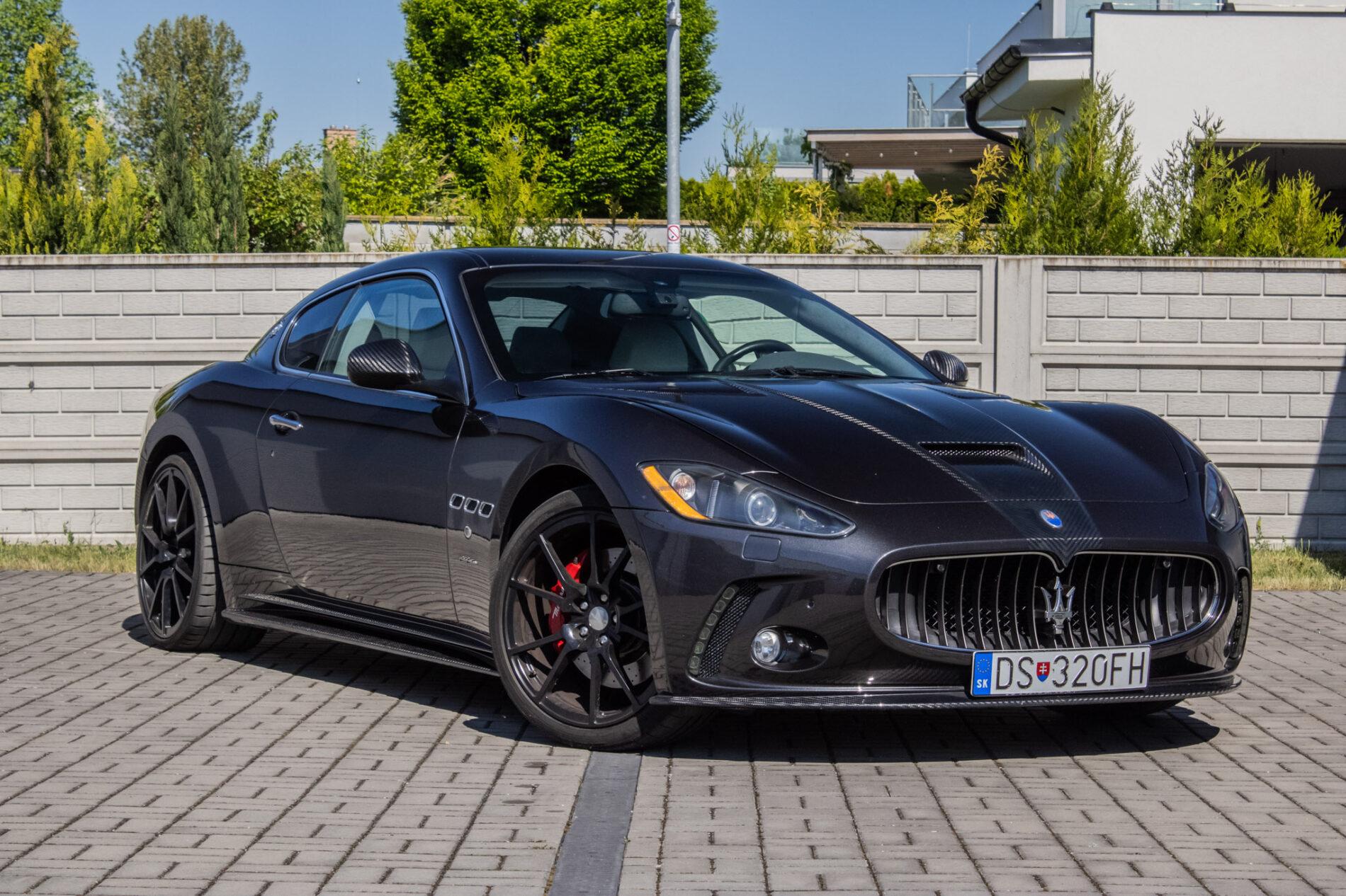 2008 Maserati GranTurismo, šedá kupé, 93 880 km