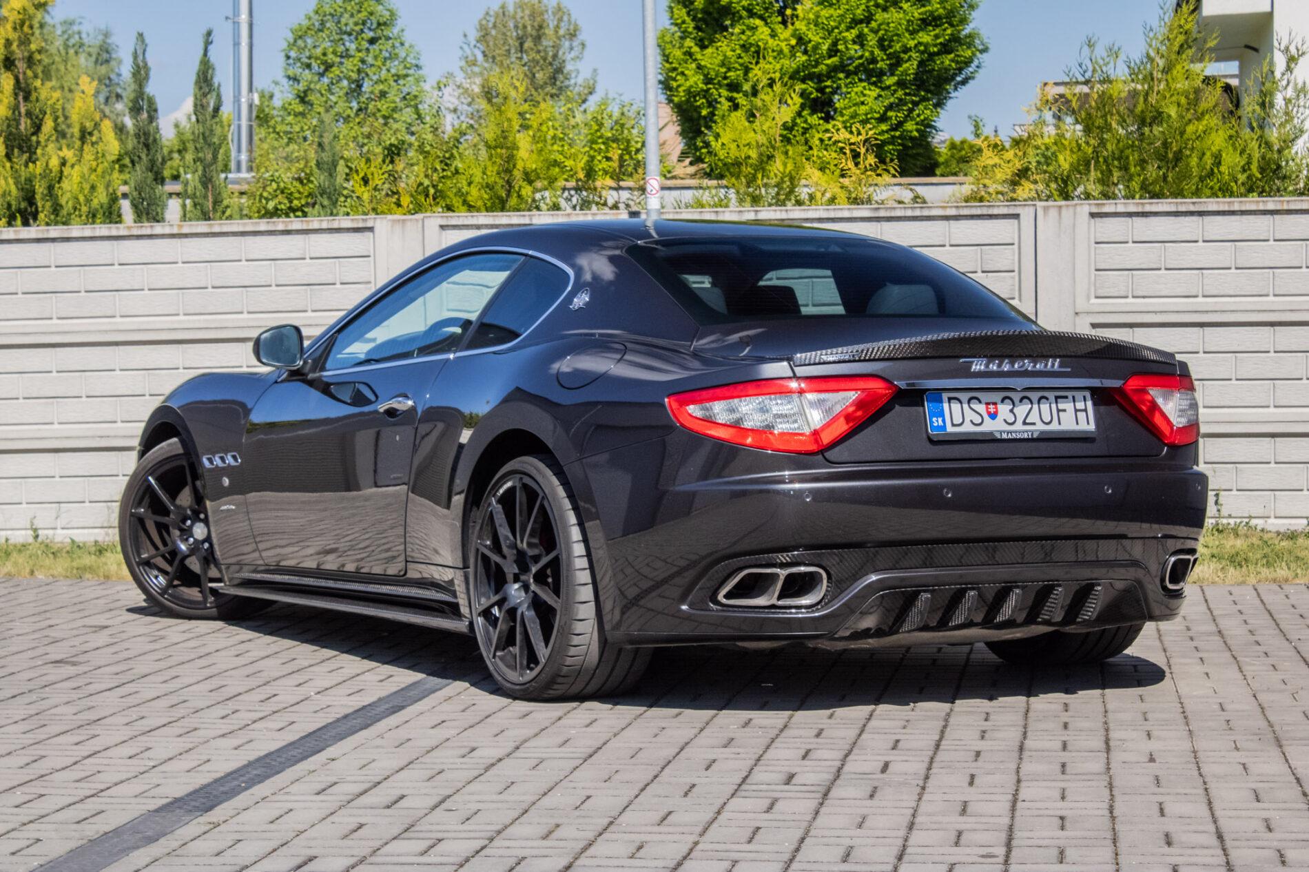 2008 Maserati GranTurismo, šedá kupé, 93 880 km