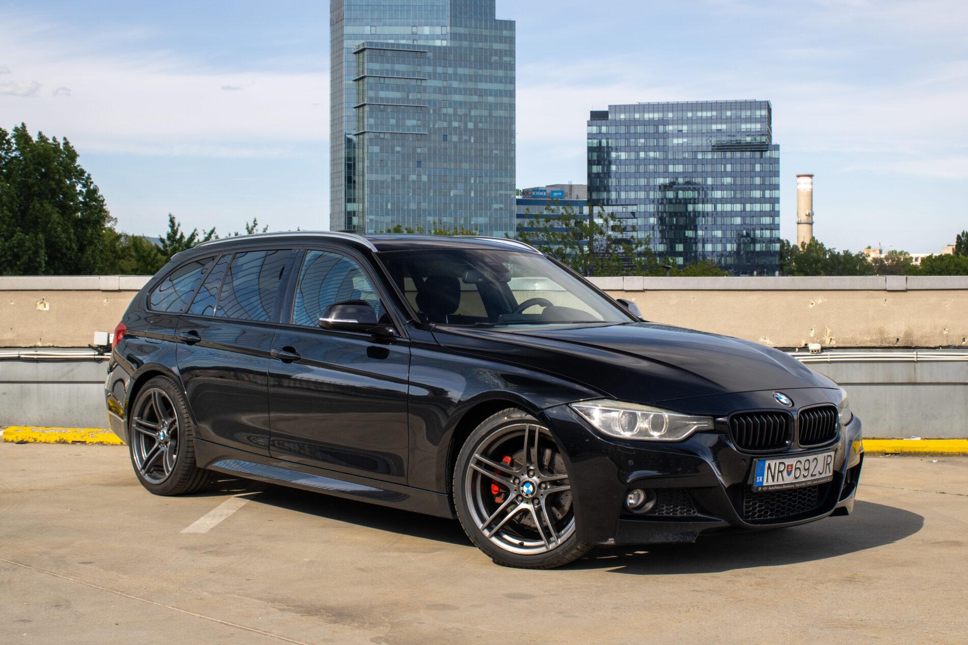 2012 BMW 330d, černá kombi, 328 280 km