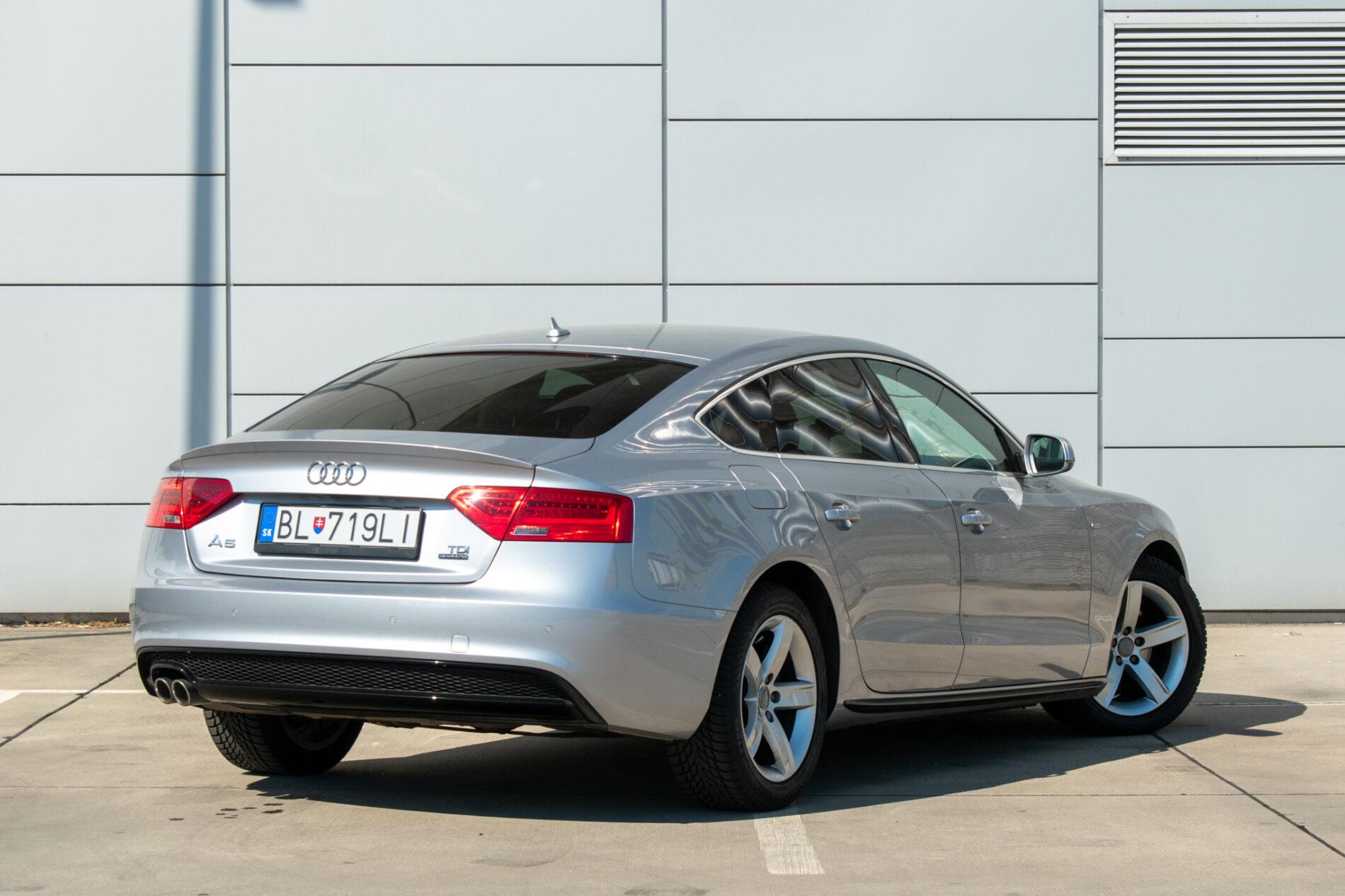 2016 AUDI A5, stříbrná, 111 053 km