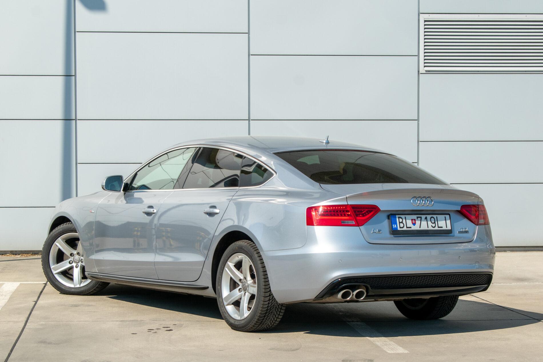 2016 AUDI A5, stříbrná, 111 053 km