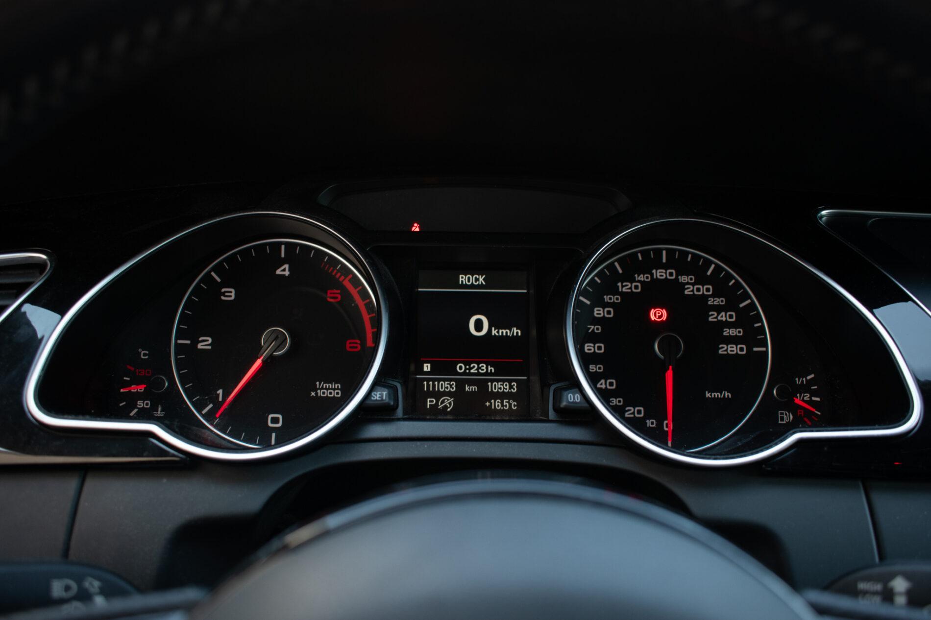 2016 AUDI A5, stříbrná, 111 053 km
