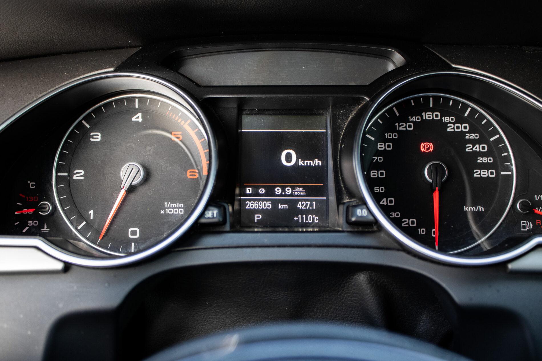 2013 AUDI A5, bílá kupé, 266 905 km