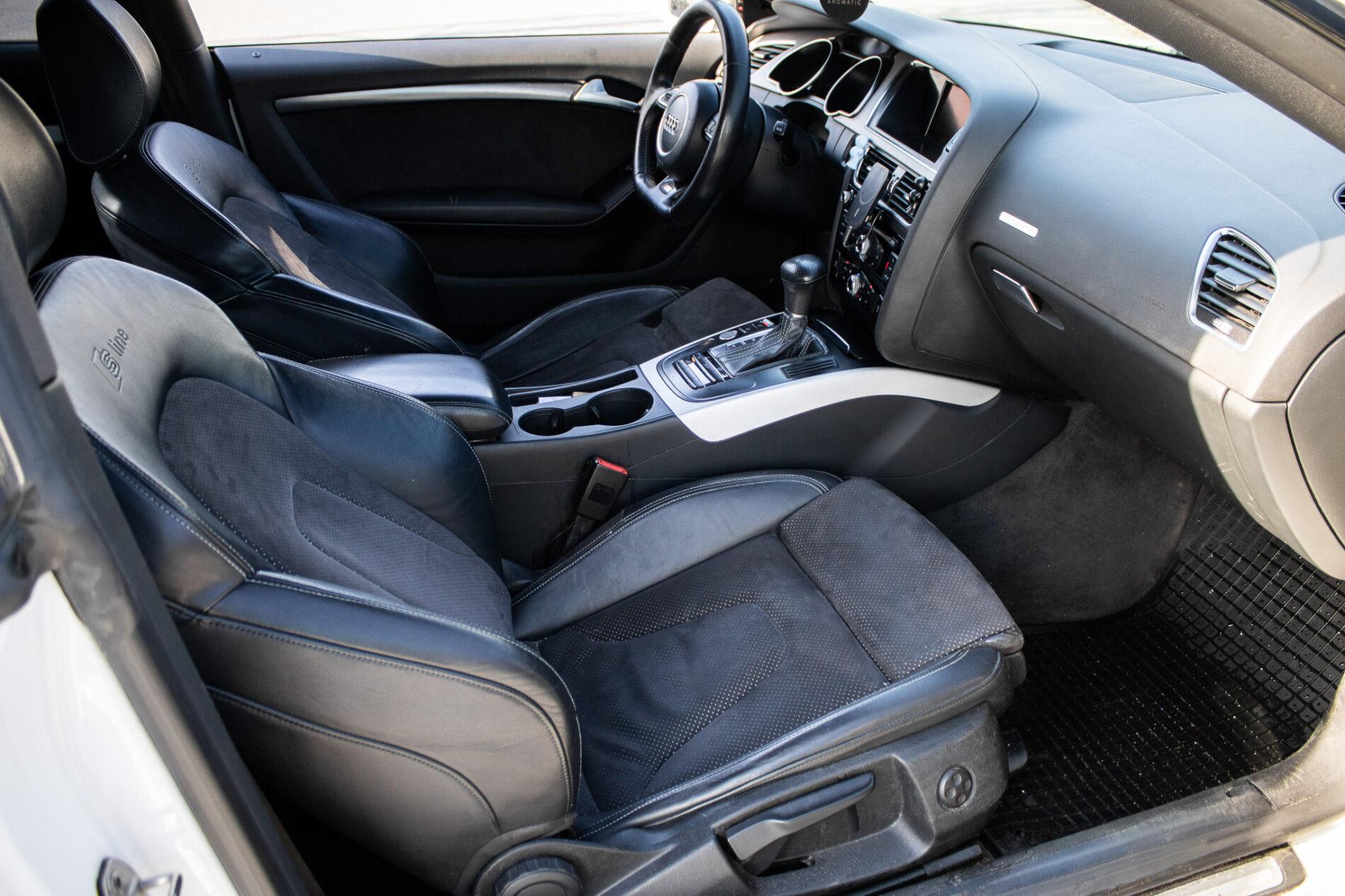 2013 AUDI A5, bílá kupé, 266 905 km