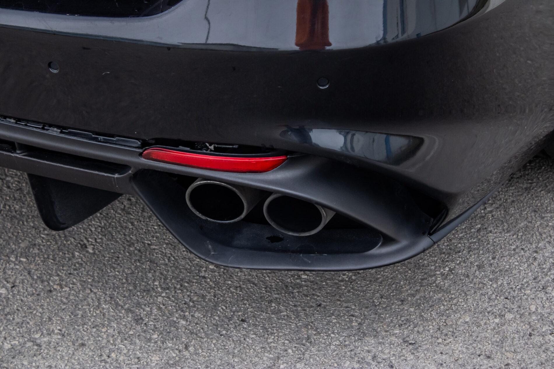 2016 Alfa Romeo Giulia, černá sedan, 64 190 km