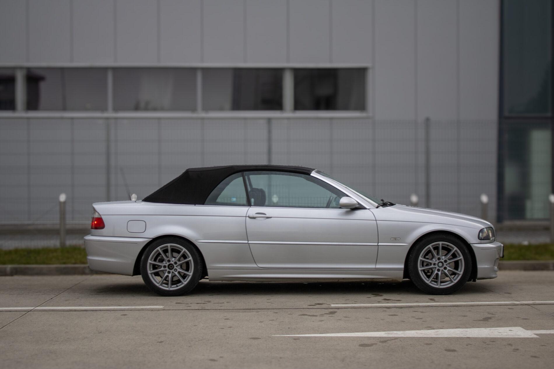 2002 BMW 325i, stříbrná kabriolet, 260 131 km