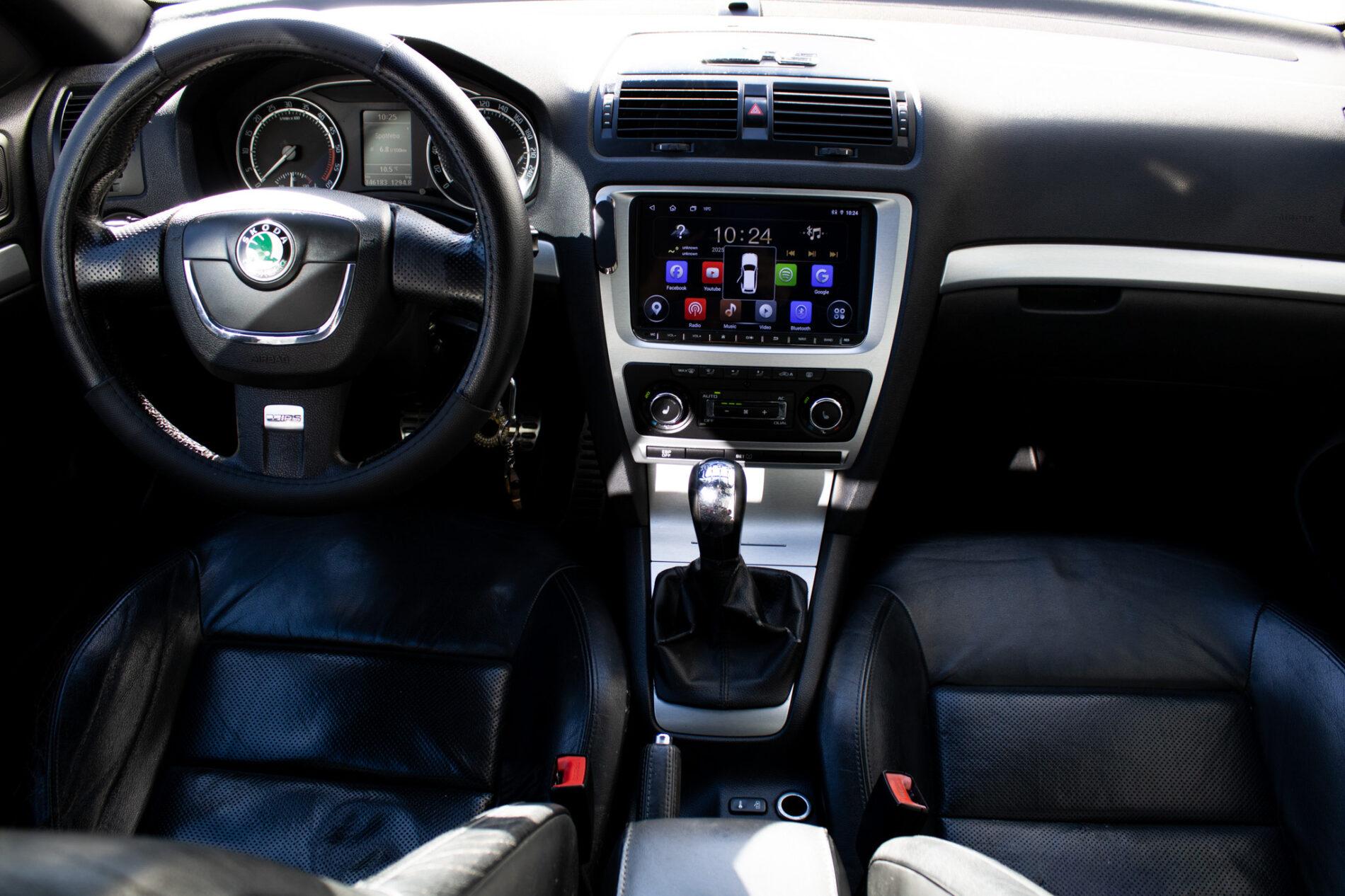 2009 Skoda Octavia RS, modrá kombi, 340 000 km