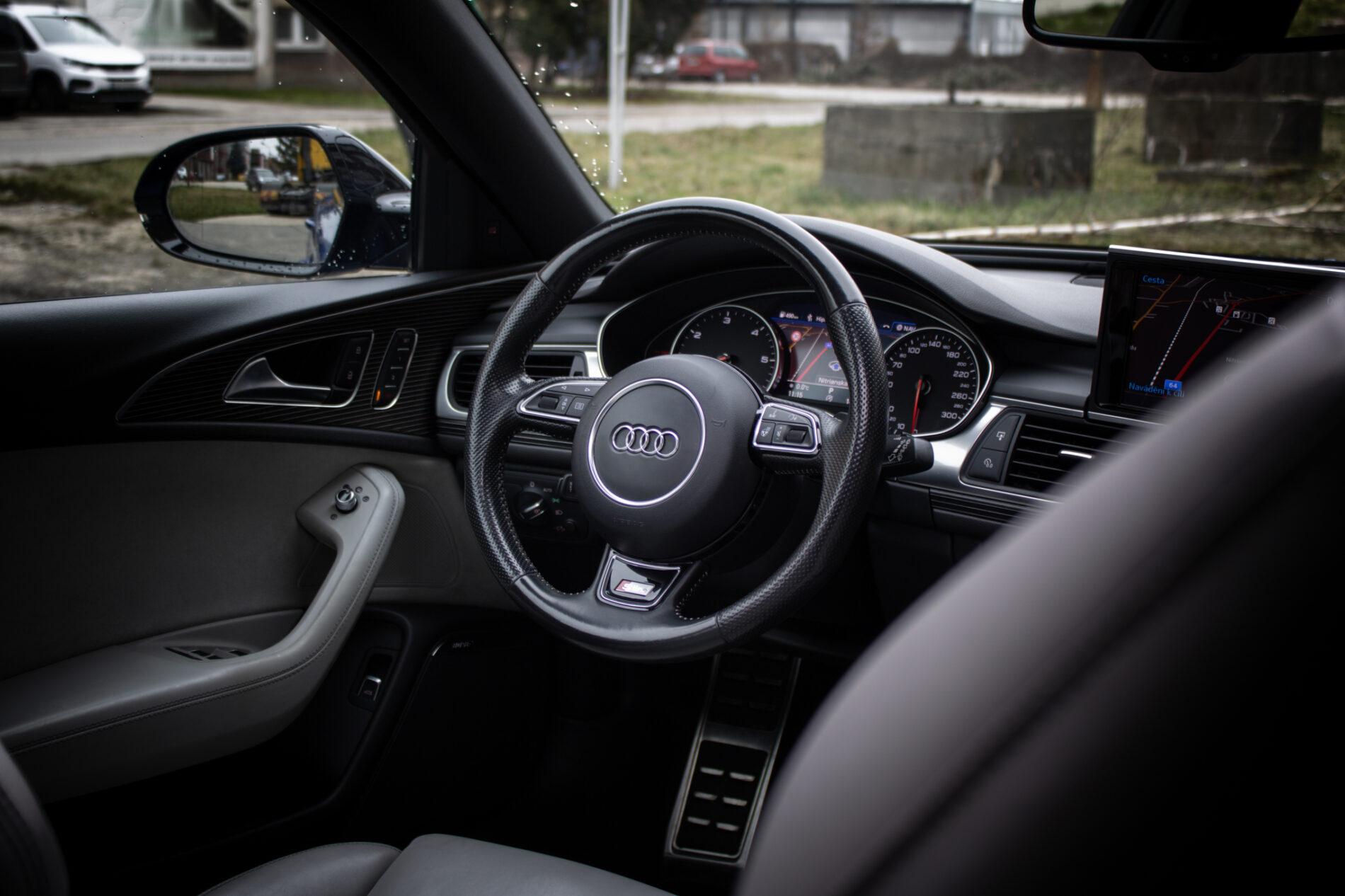2016 AUDI A6, modrá kombi, 147 597 km