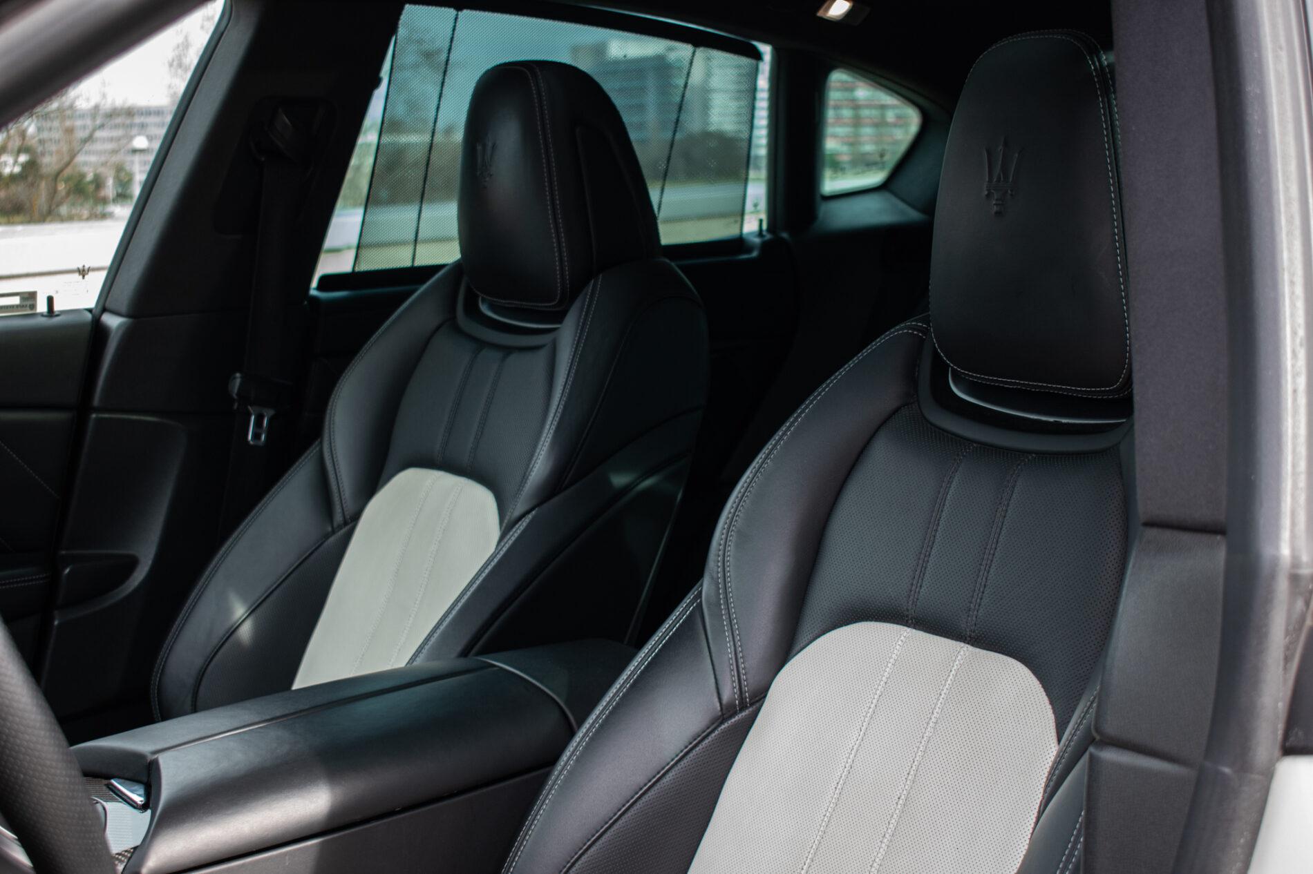 2019 Maserati Levante, bílá suv, 85 819 km
