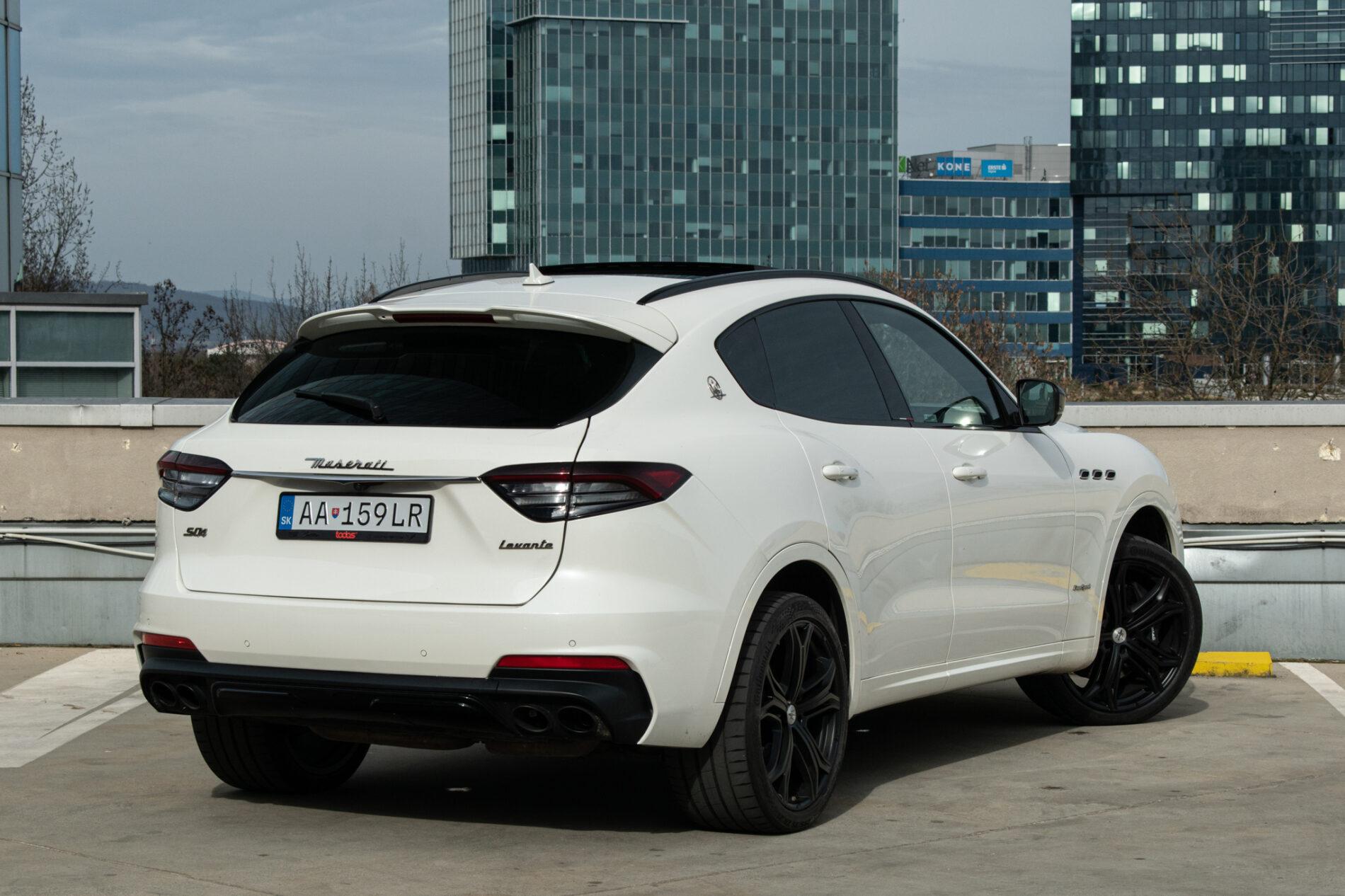 2019 Maserati Levante, bílá suv, 85 819 km