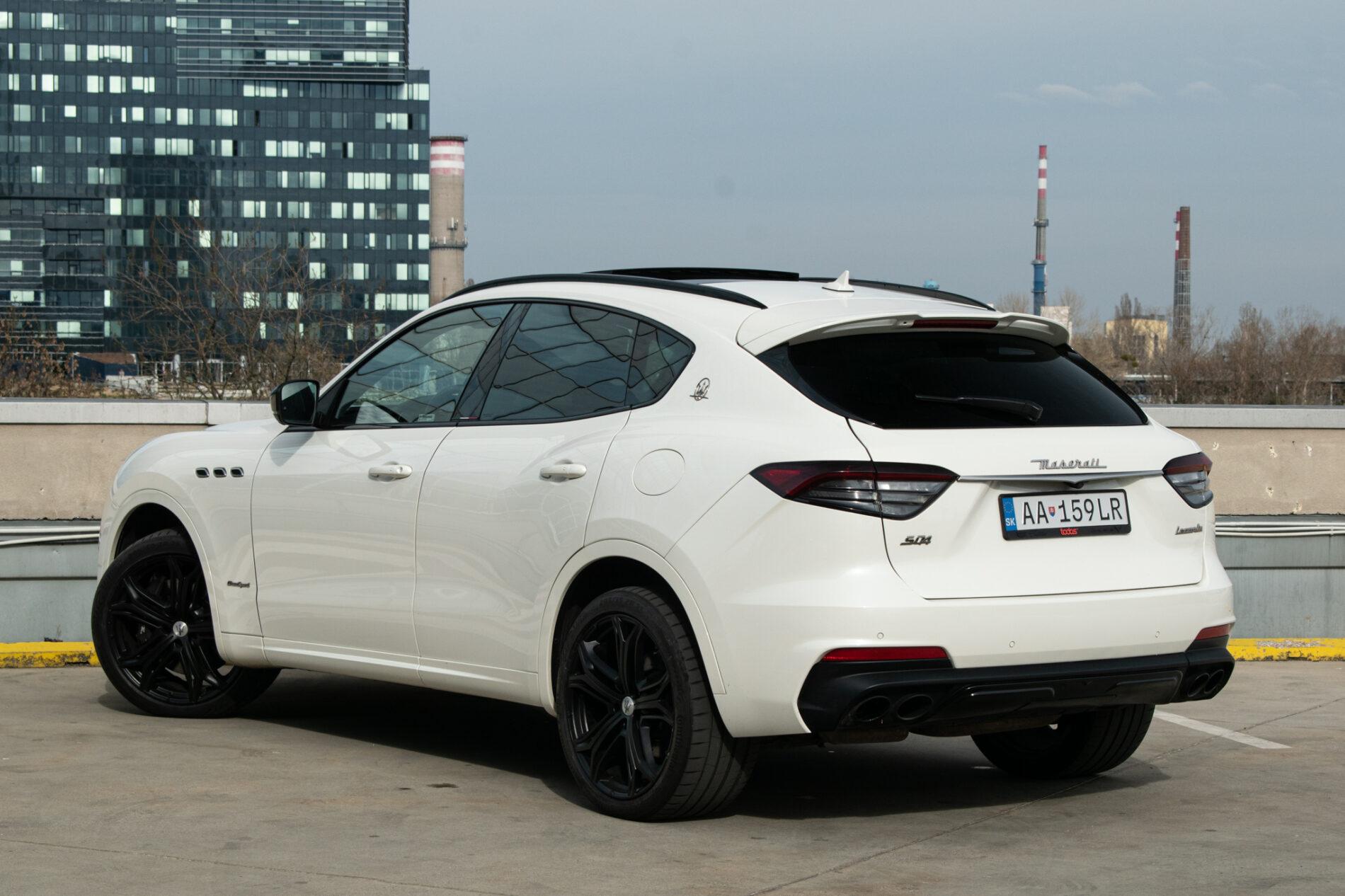 2019 Maserati Levante, bílá suv, 85 819 km