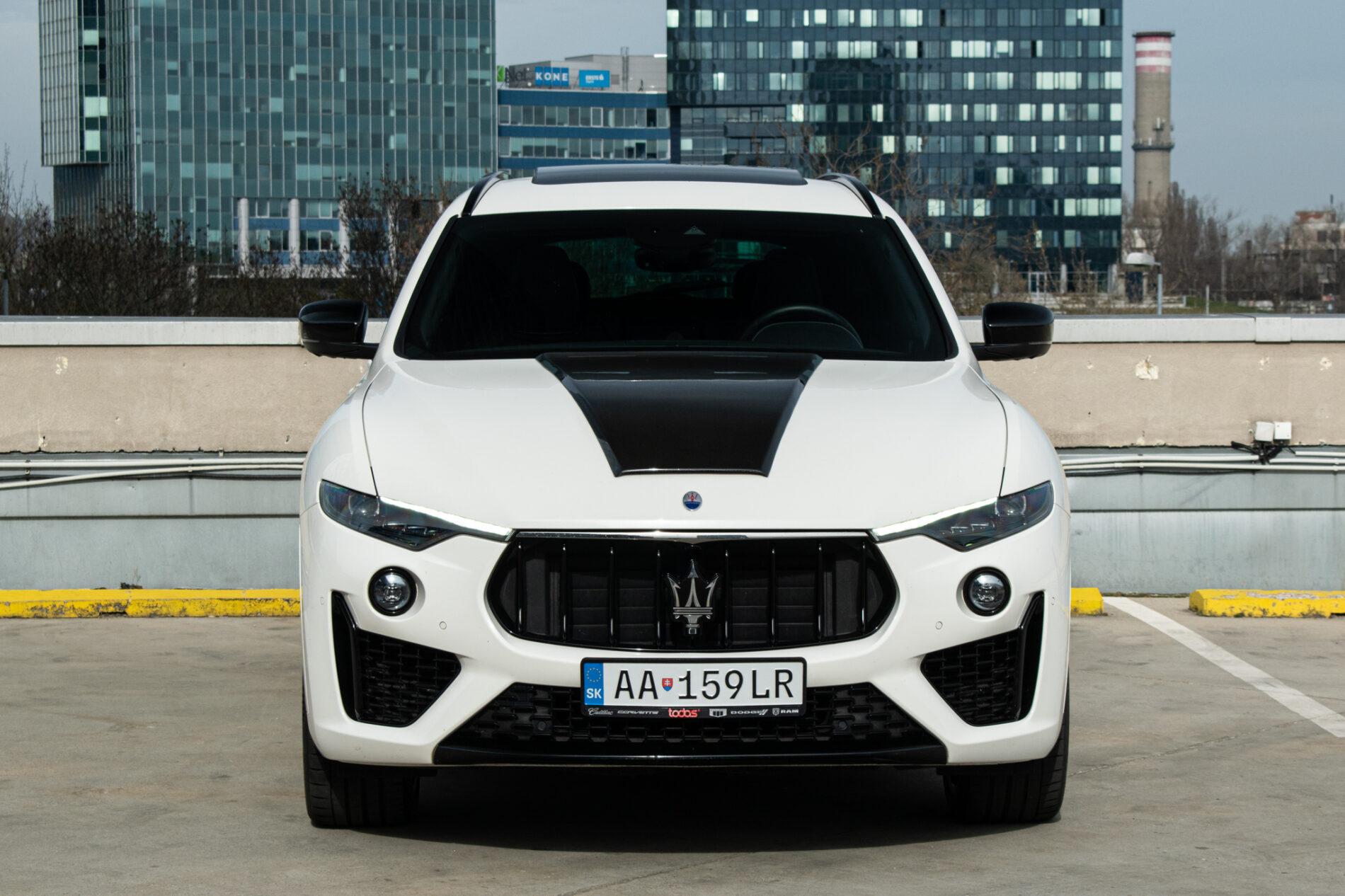 2019 Maserati Levante, bílá suv, 85 819 km