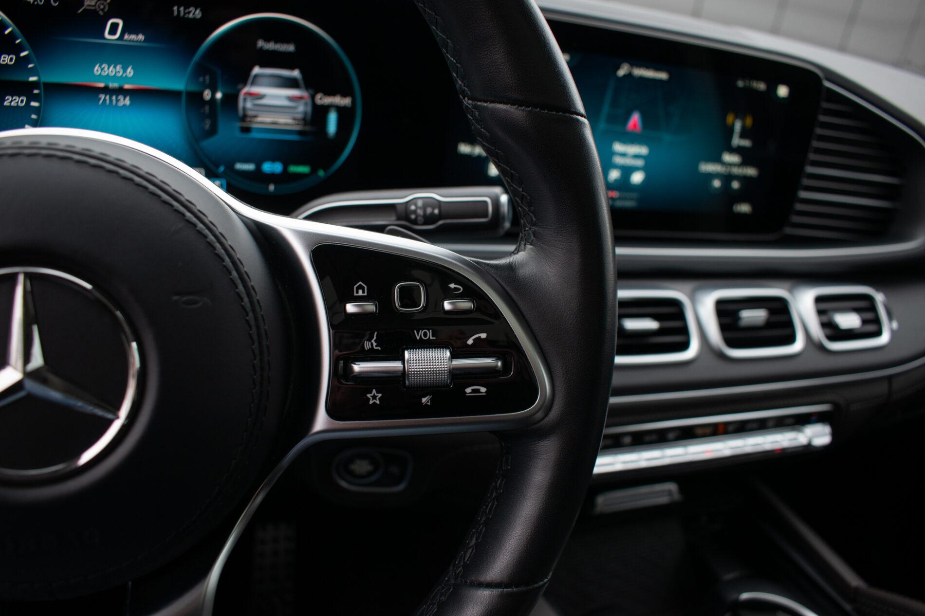 2022 Mercedes-Benz GLS 580, černá suv, 71 134 km