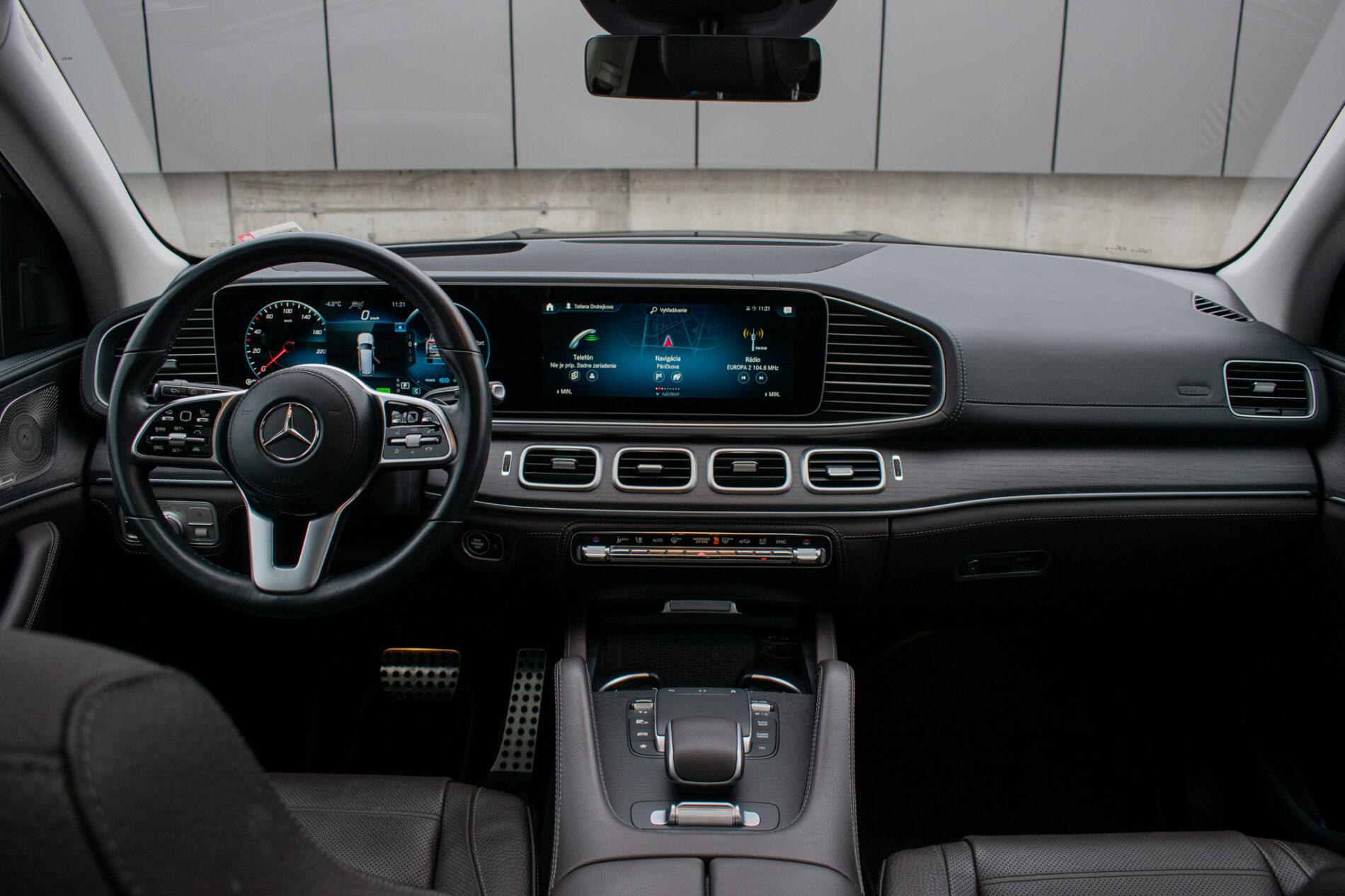 2022 Mercedes-Benz GLS 580, černá suv, 71 134 km