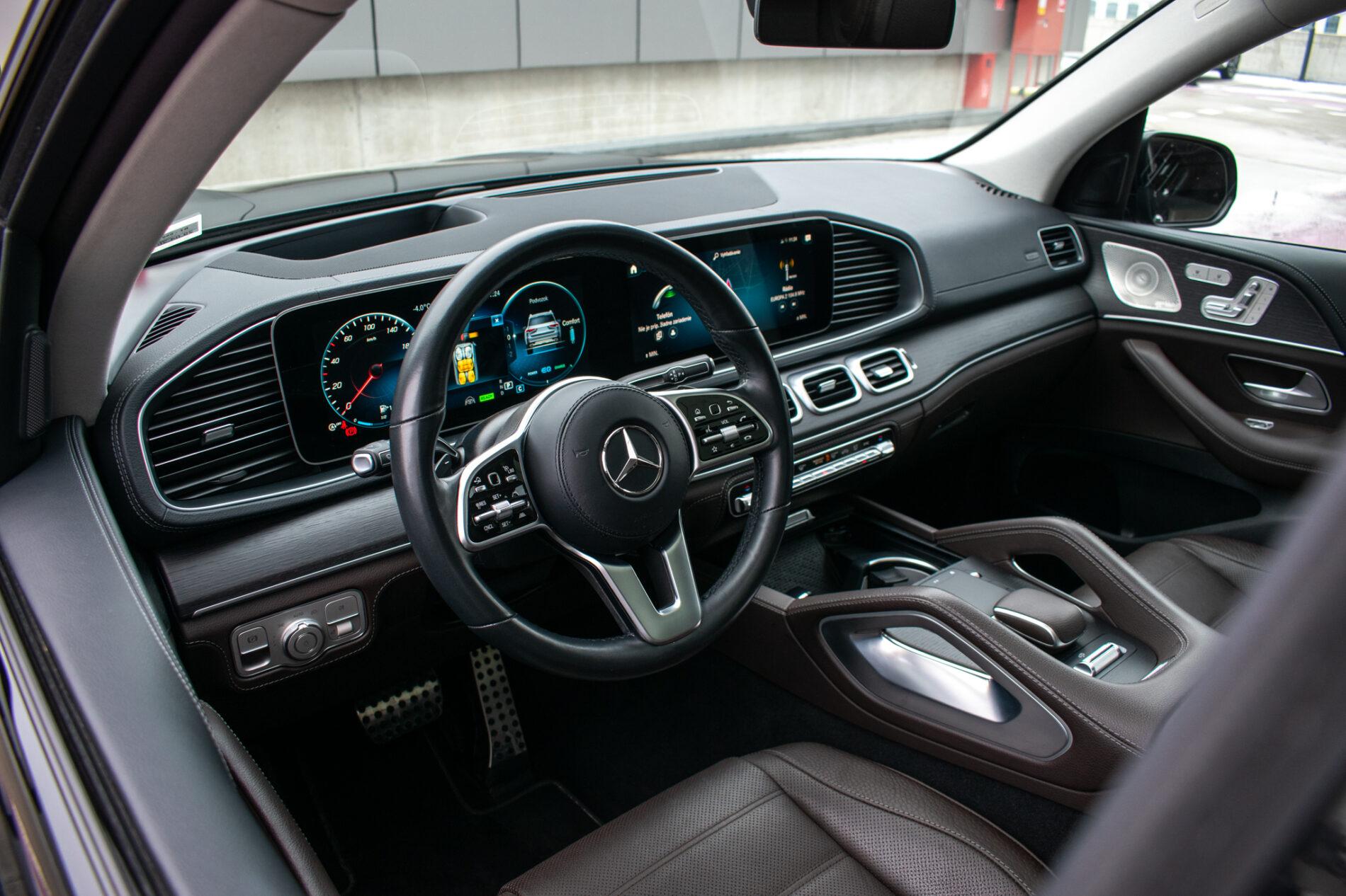 2022 Mercedes-Benz GLS 580, černá suv, 71 134 km