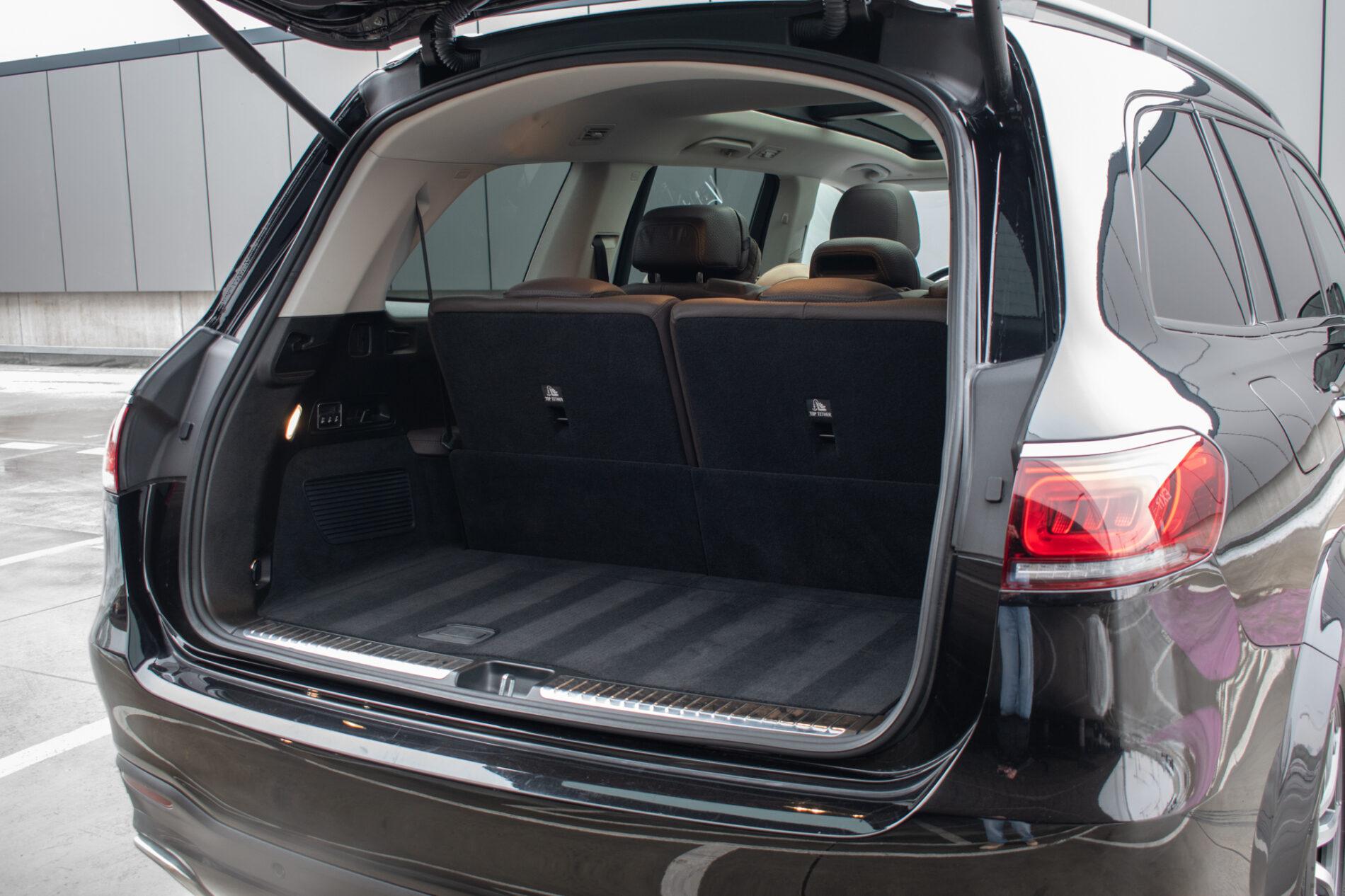 2022 Mercedes-Benz GLS 580, černá suv, 71 134 km