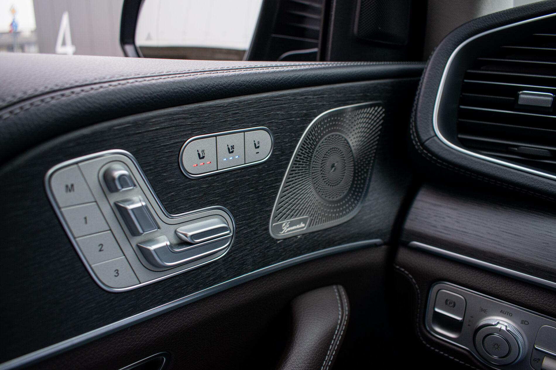 2022 Mercedes-Benz GLS 580, černá suv, 71 134 km