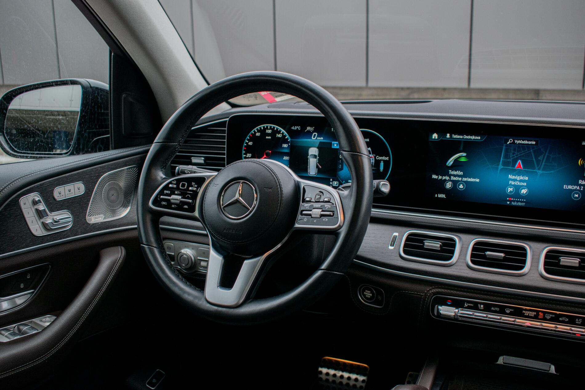 2022 Mercedes-Benz GLS 580, černá suv, 71 134 km