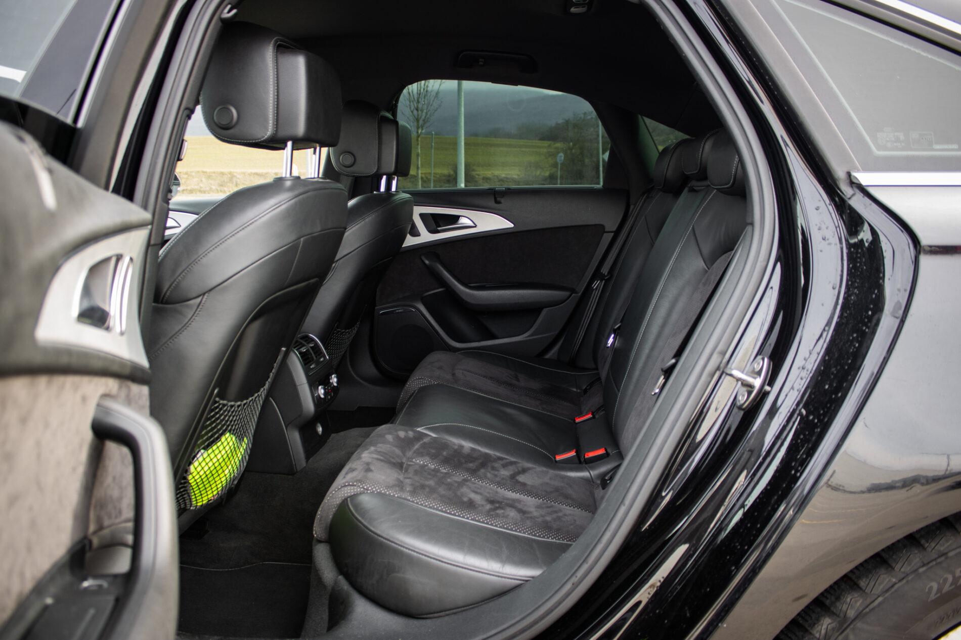 2013 AUDI A6, černá sedan, 273 960 km