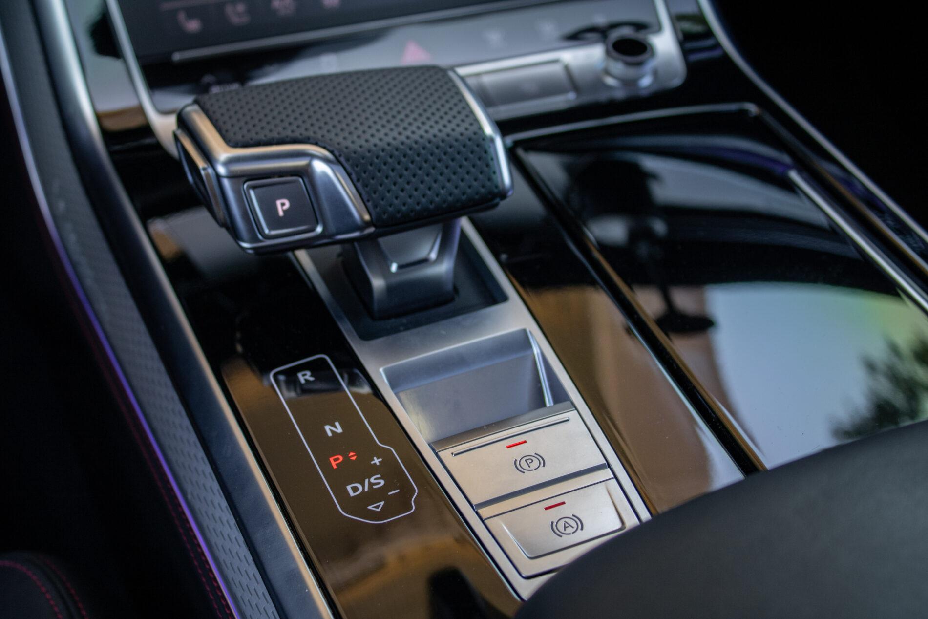 2025 AUDI SQ7, zelená suv, 36 219 km