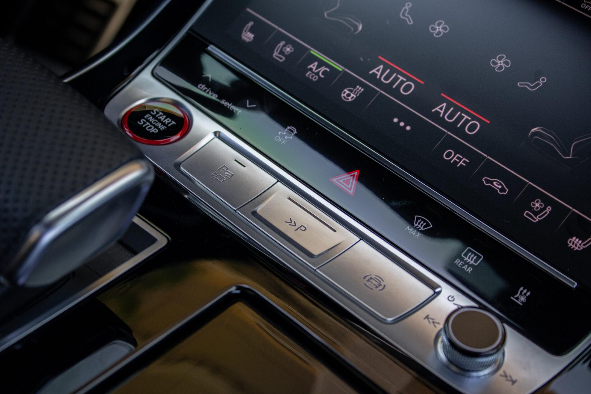 2025 AUDI SQ7, zelená suv, 36 219 km