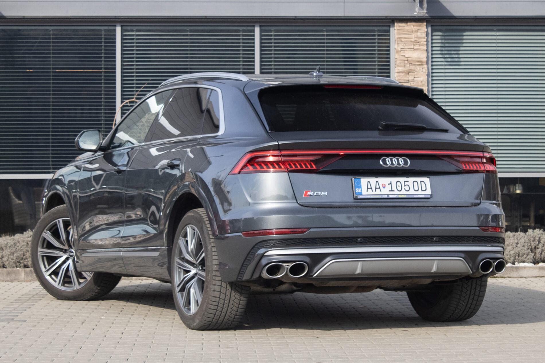 2021 AUDI SQ8, šedá suv, 122 000 km