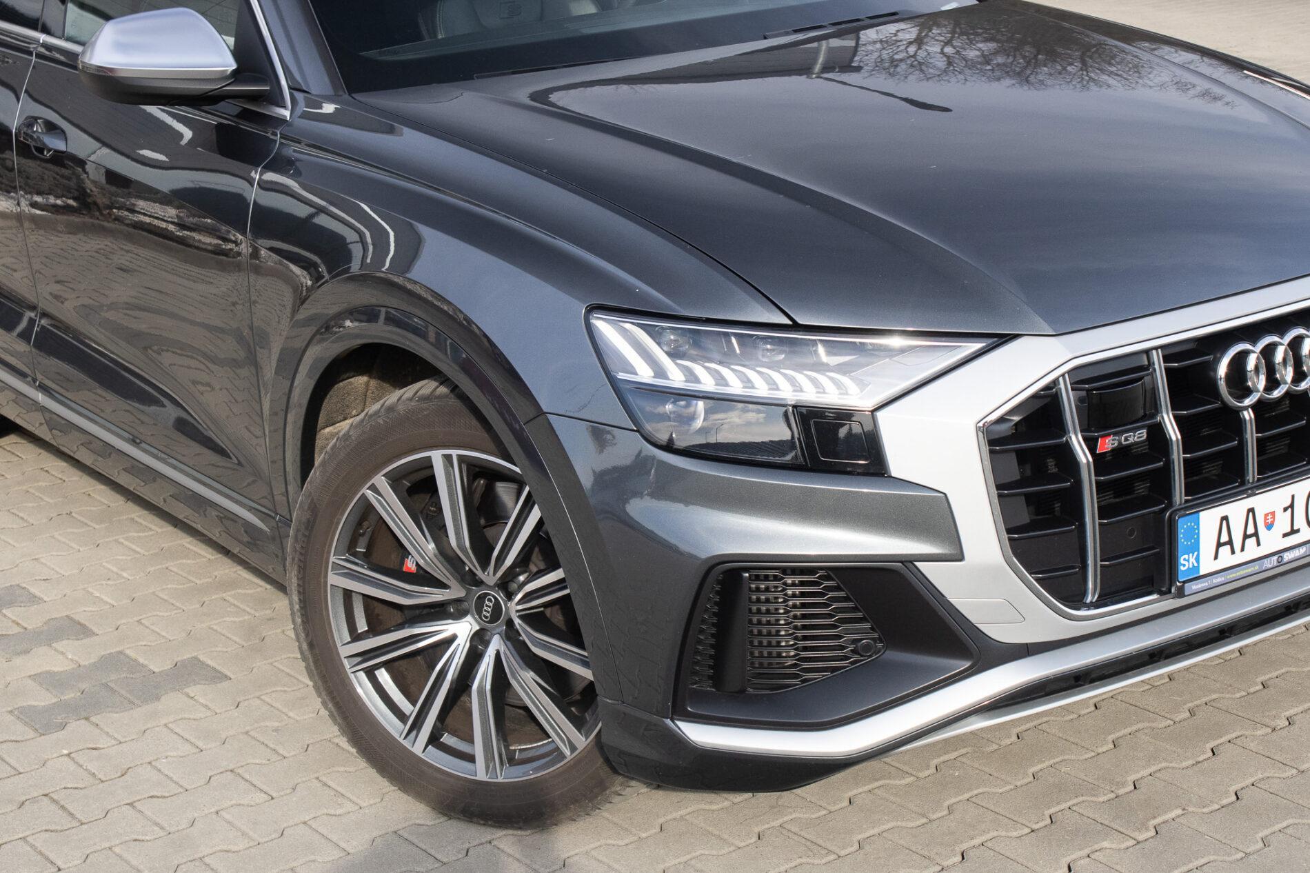 2021 AUDI SQ8, šedá suv, 122 000 km