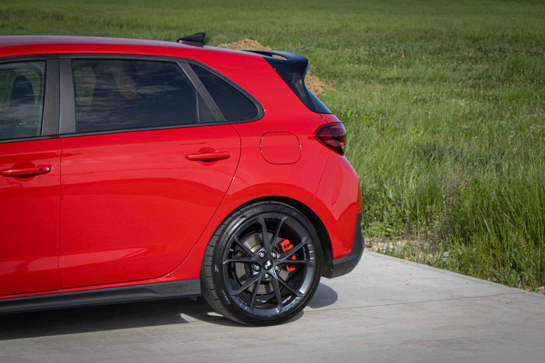 2021 Hyundai i30 N, červená hatchback, 46 172 km