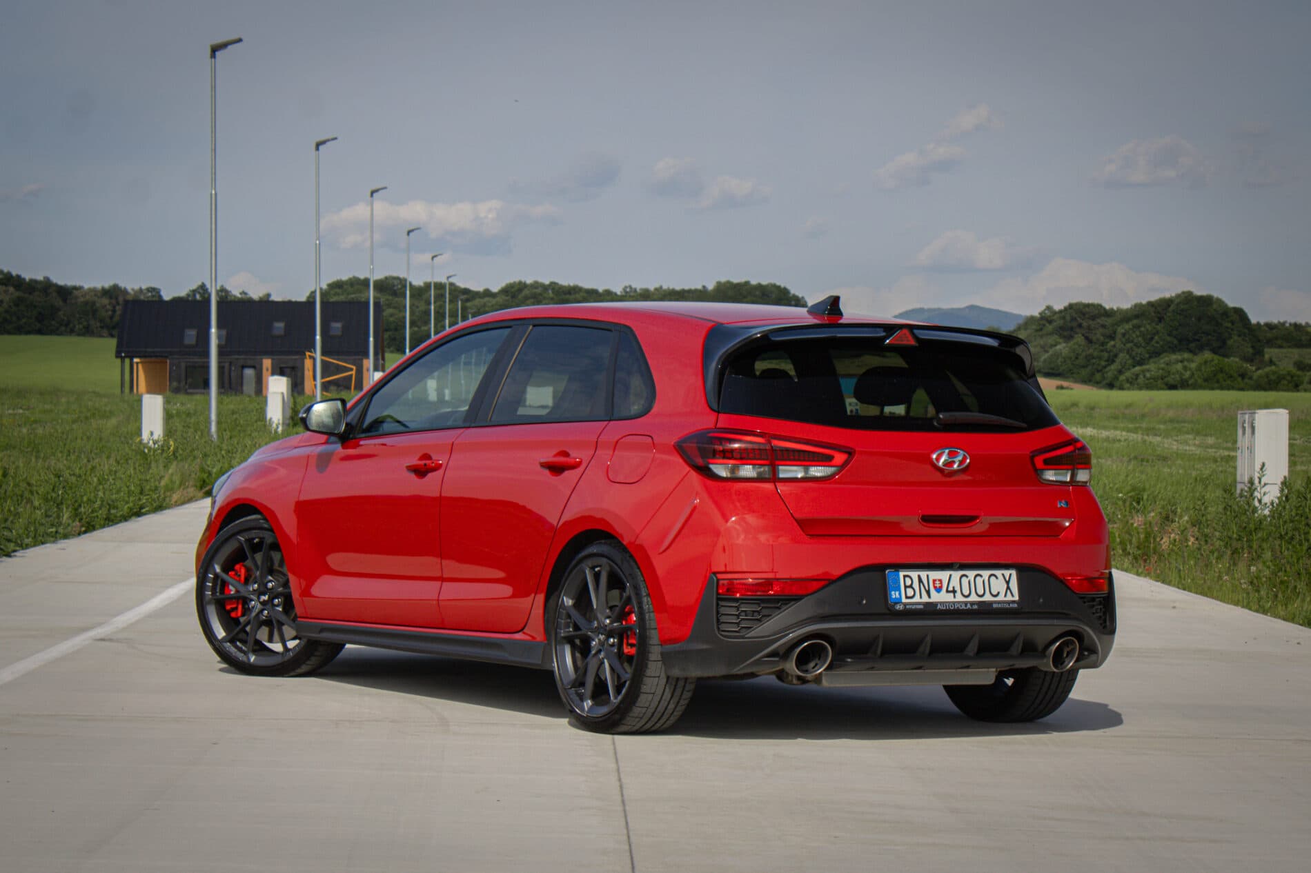 2021 Hyundai i30 N, červená hatchback, 46 172 km