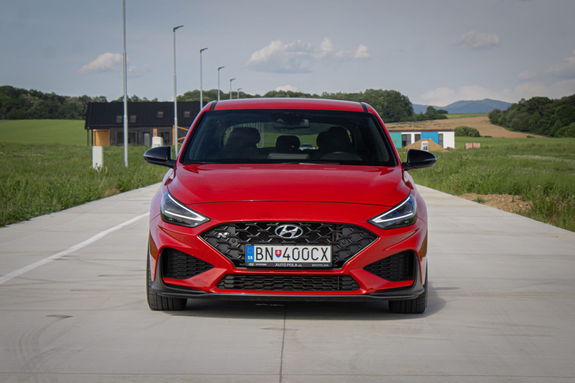 2021 Hyundai i30 N, červená hatchback, 46 172 km