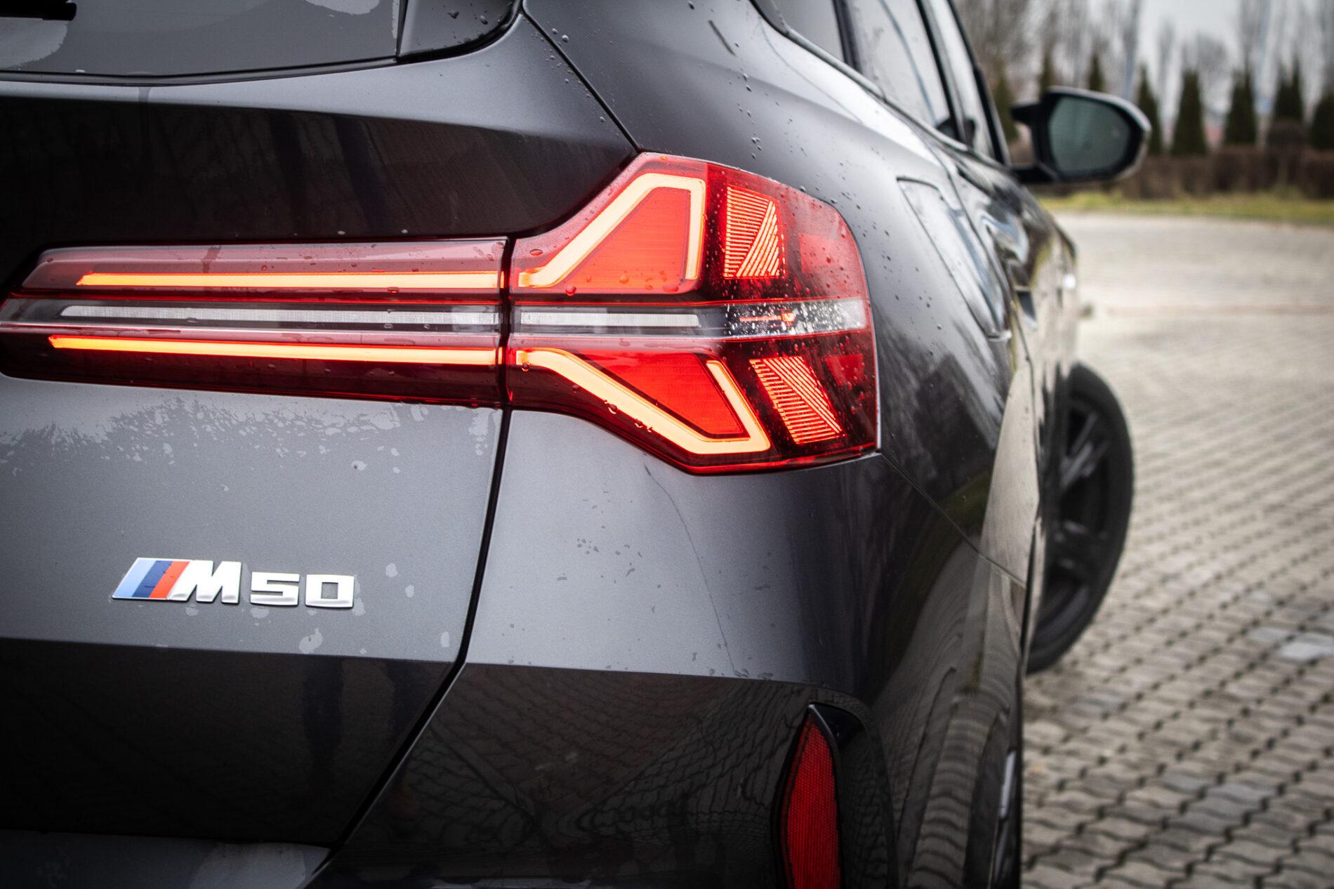 2025 BMW X3 M50, šedá suv, 19 096 km