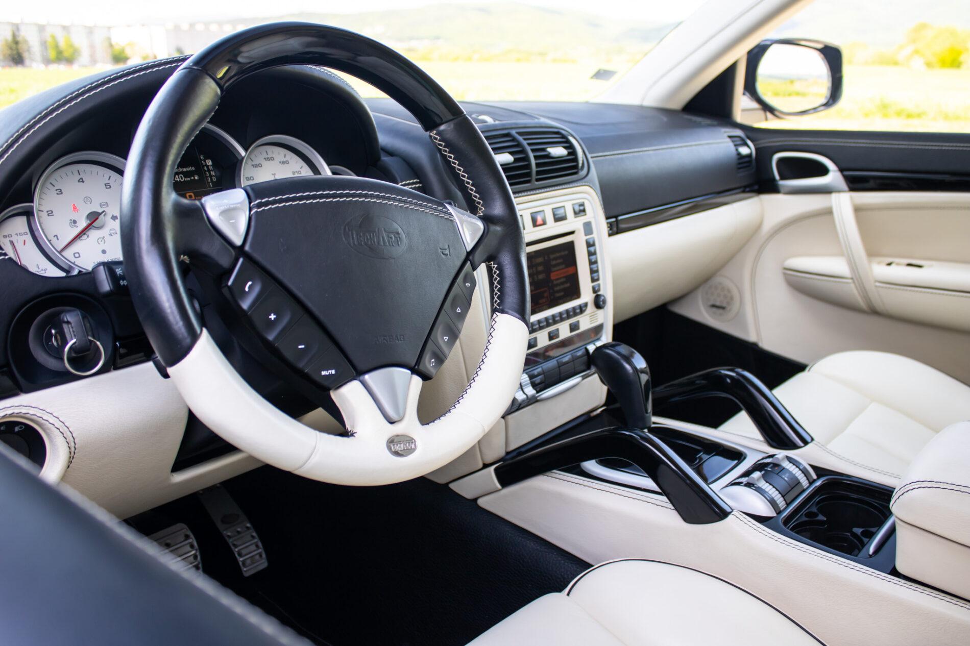 2008 Porsche Cayenne Turbo, černá suv, 67 427 km