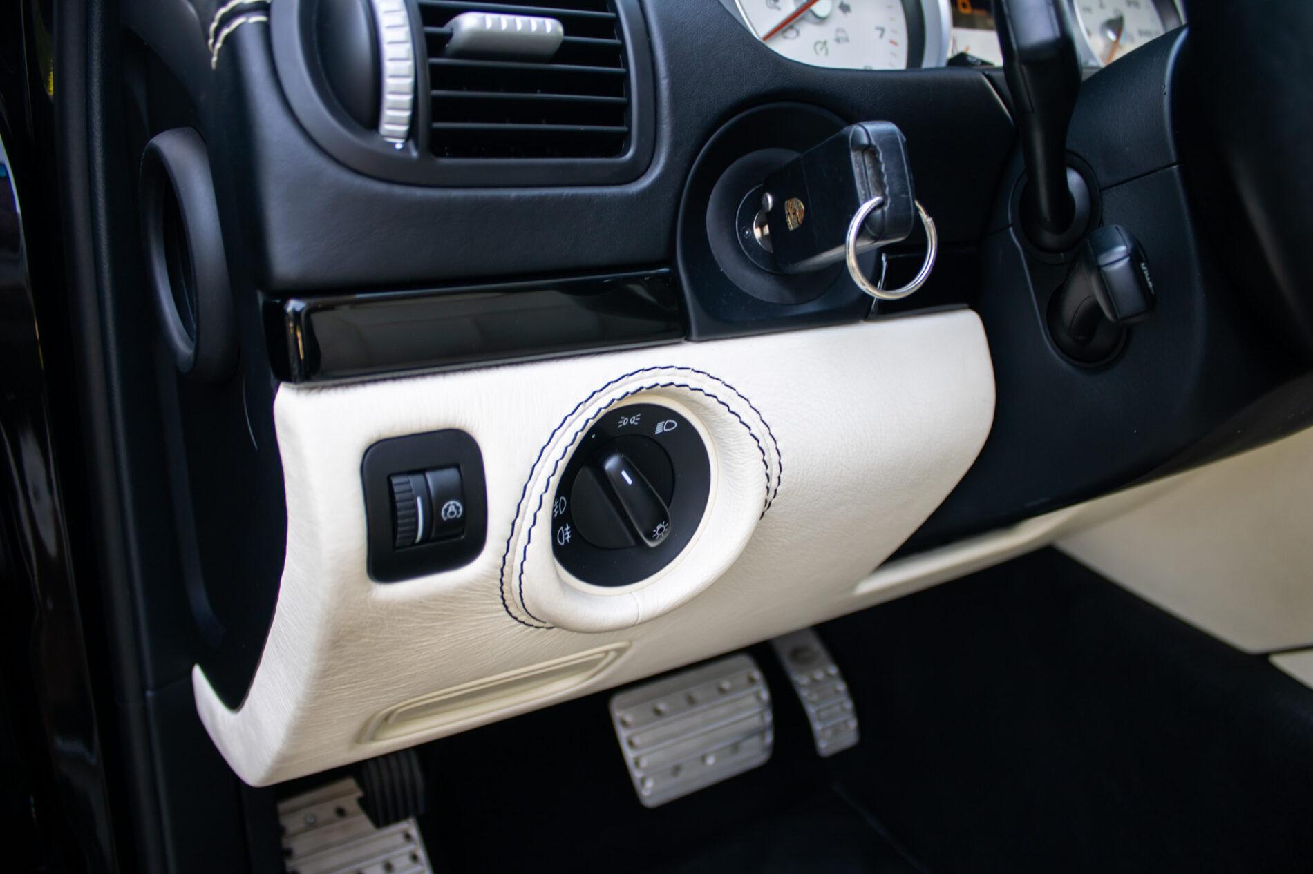 2008 Porsche Cayenne Turbo, černá suv, 67 427 km