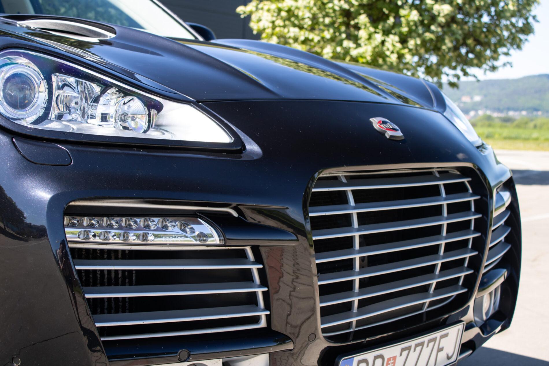 2008 Porsche Cayenne Turbo, černá suv, 67 427 km
