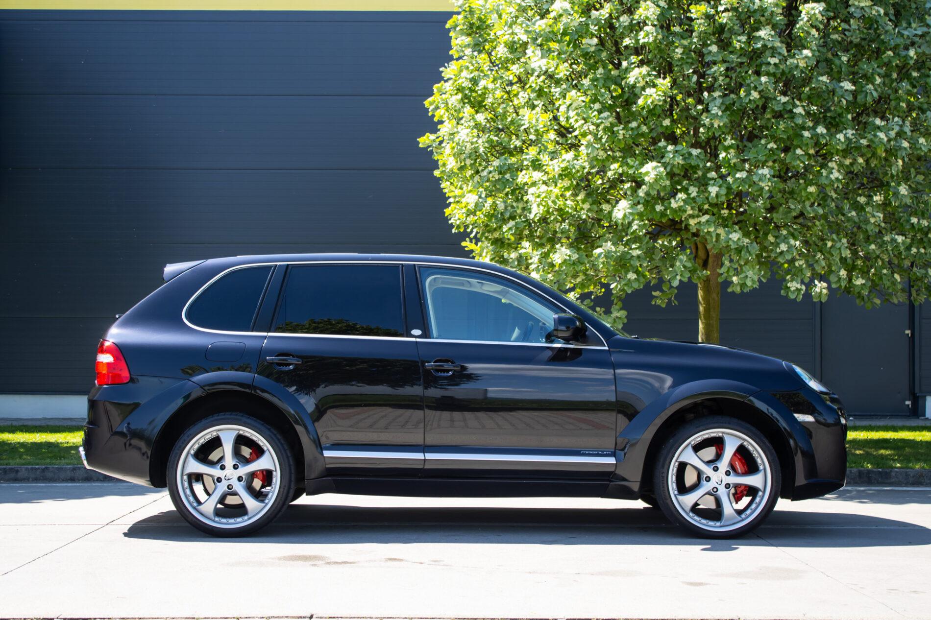 2008 Porsche Cayenne Turbo, černá suv, 67 427 km