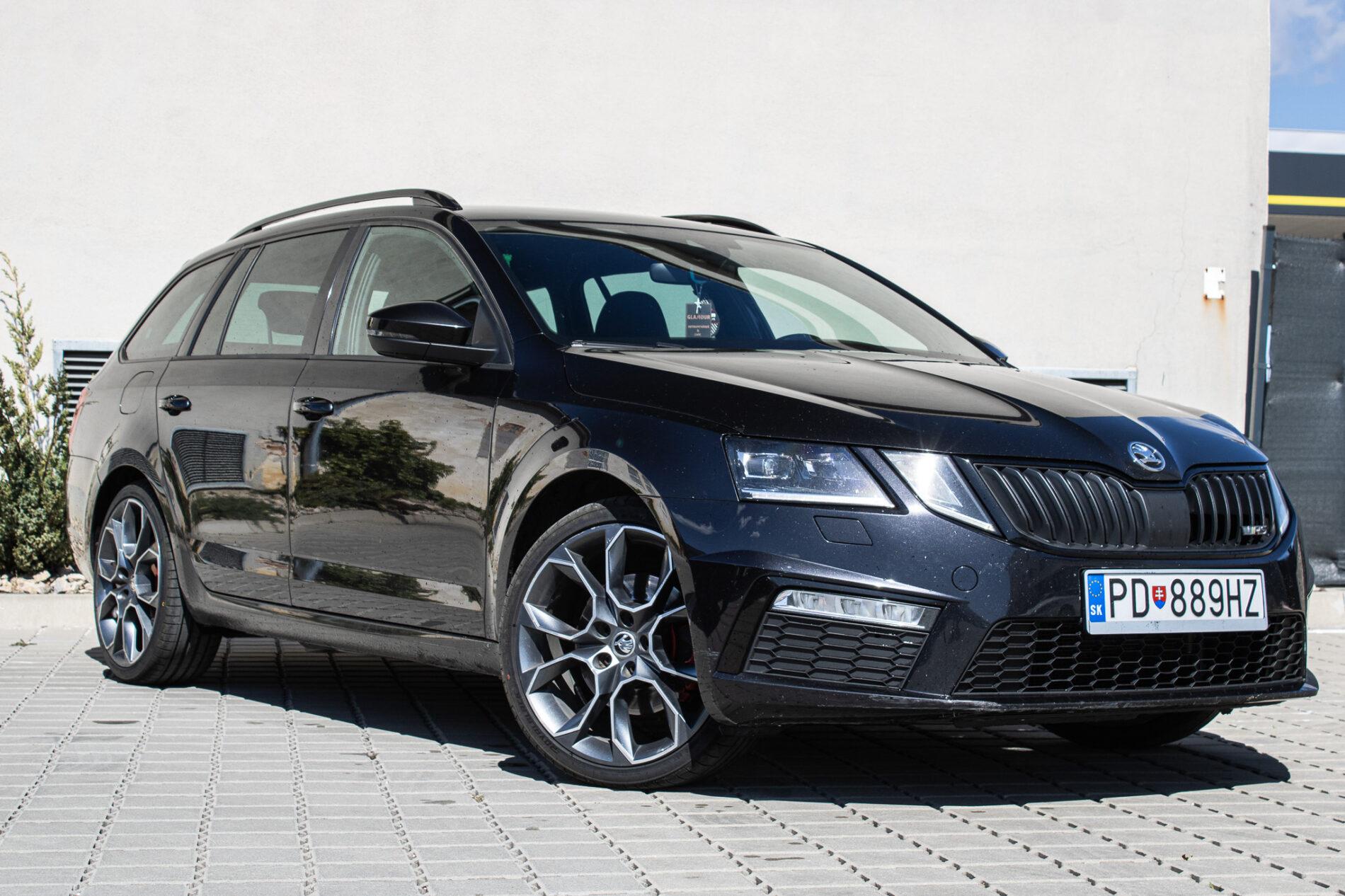 2017 Skoda Octavia RS, černá kombi, 216 446 km