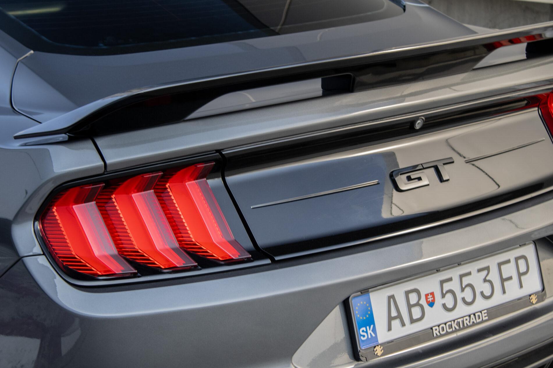 2022 Ford Mustang Mach 1, šedá kupé, 83 631 km