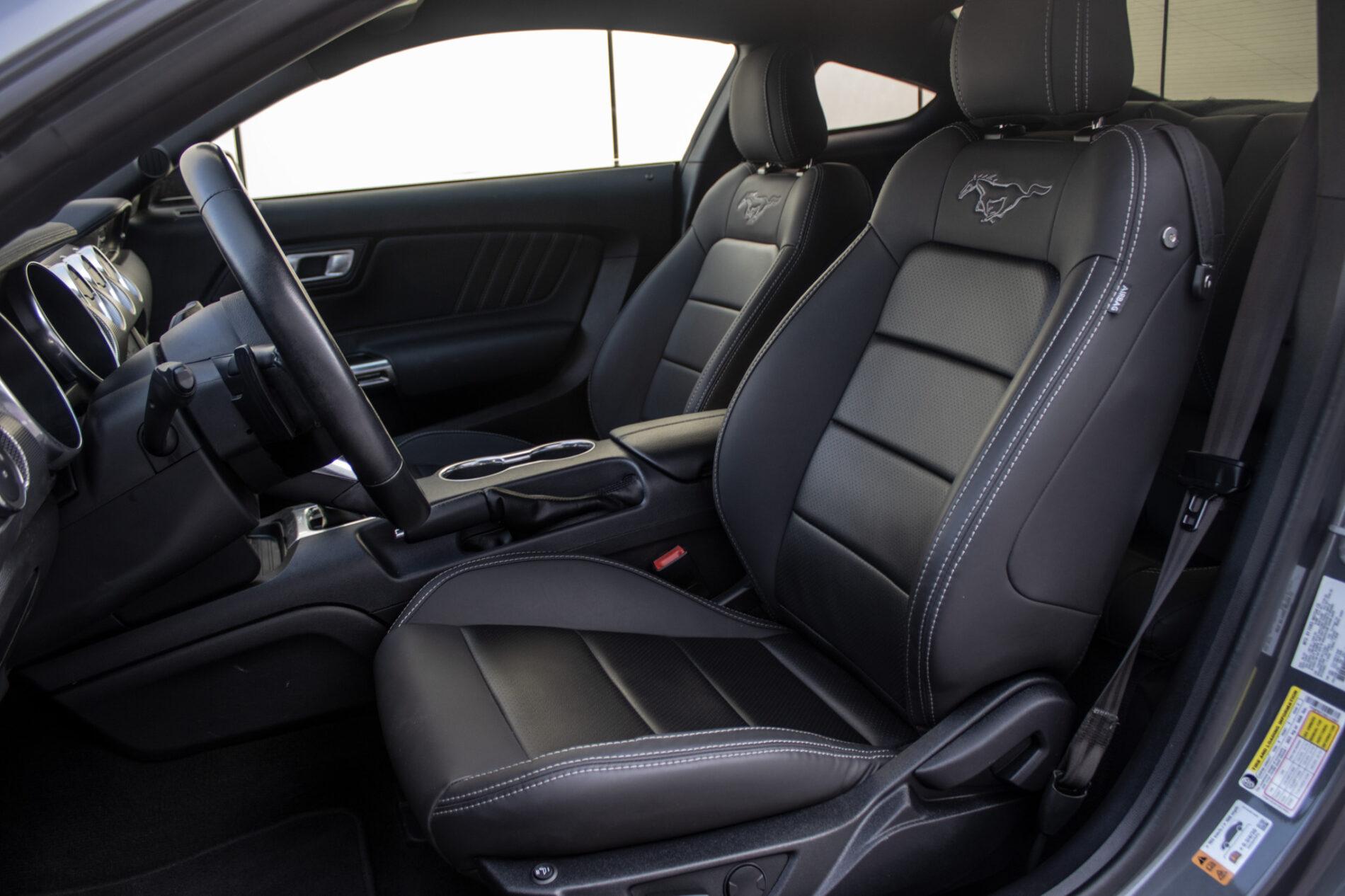 2022 Ford Mustang Mach 1, šedá kupé, 83 631 km