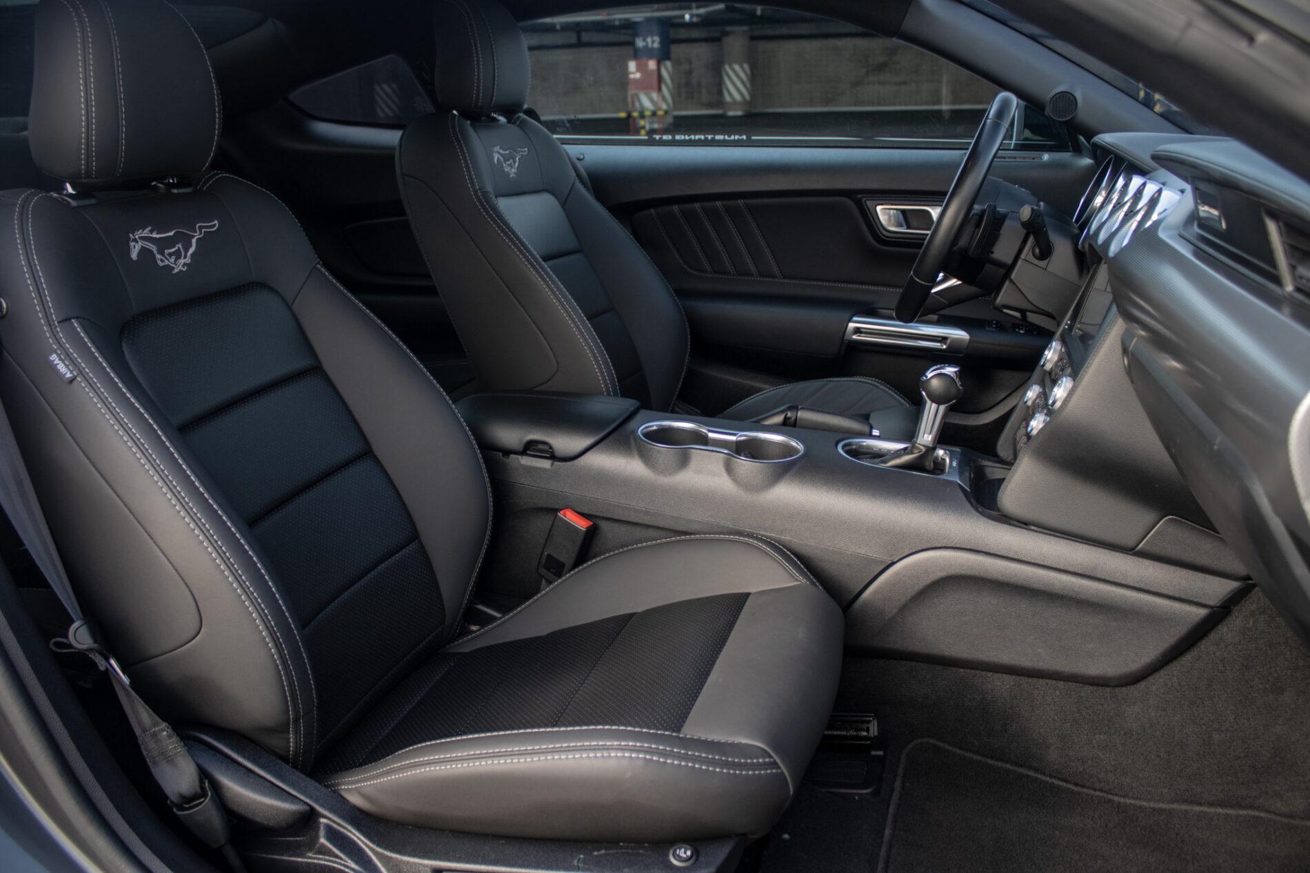 2022 Ford Mustang Mach 1, šedá kupé, 83 631 km