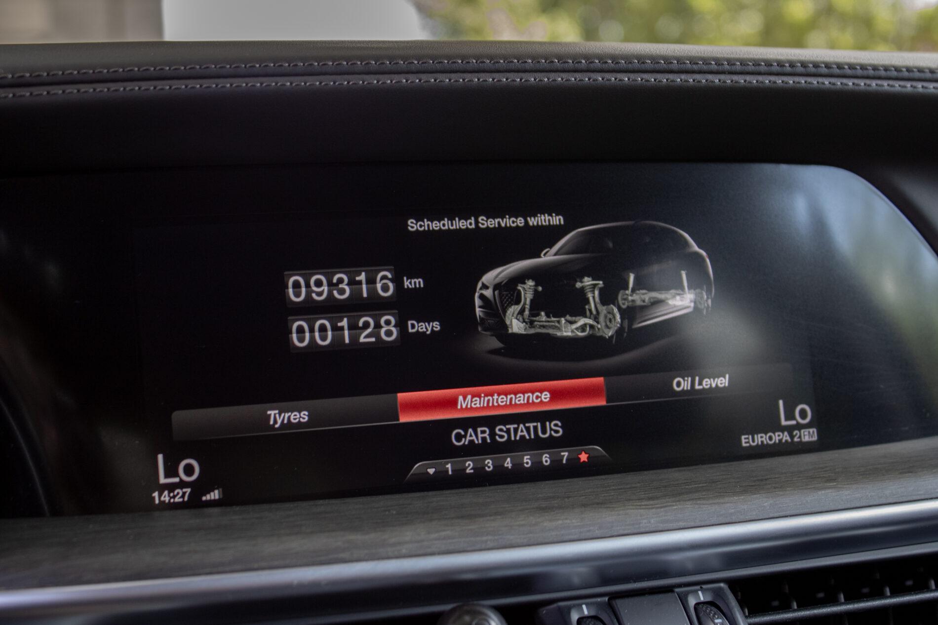 2019 Alfa Romeo Stelvio, šedá suv, 56 139 km