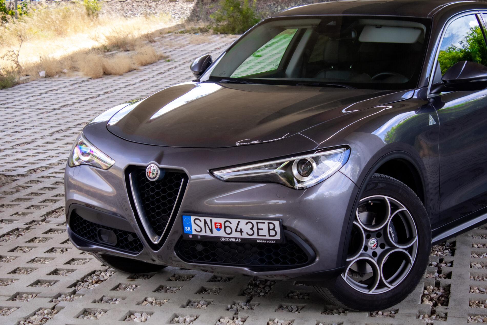 2019 Alfa Romeo Stelvio, šedá suv, 56 139 km