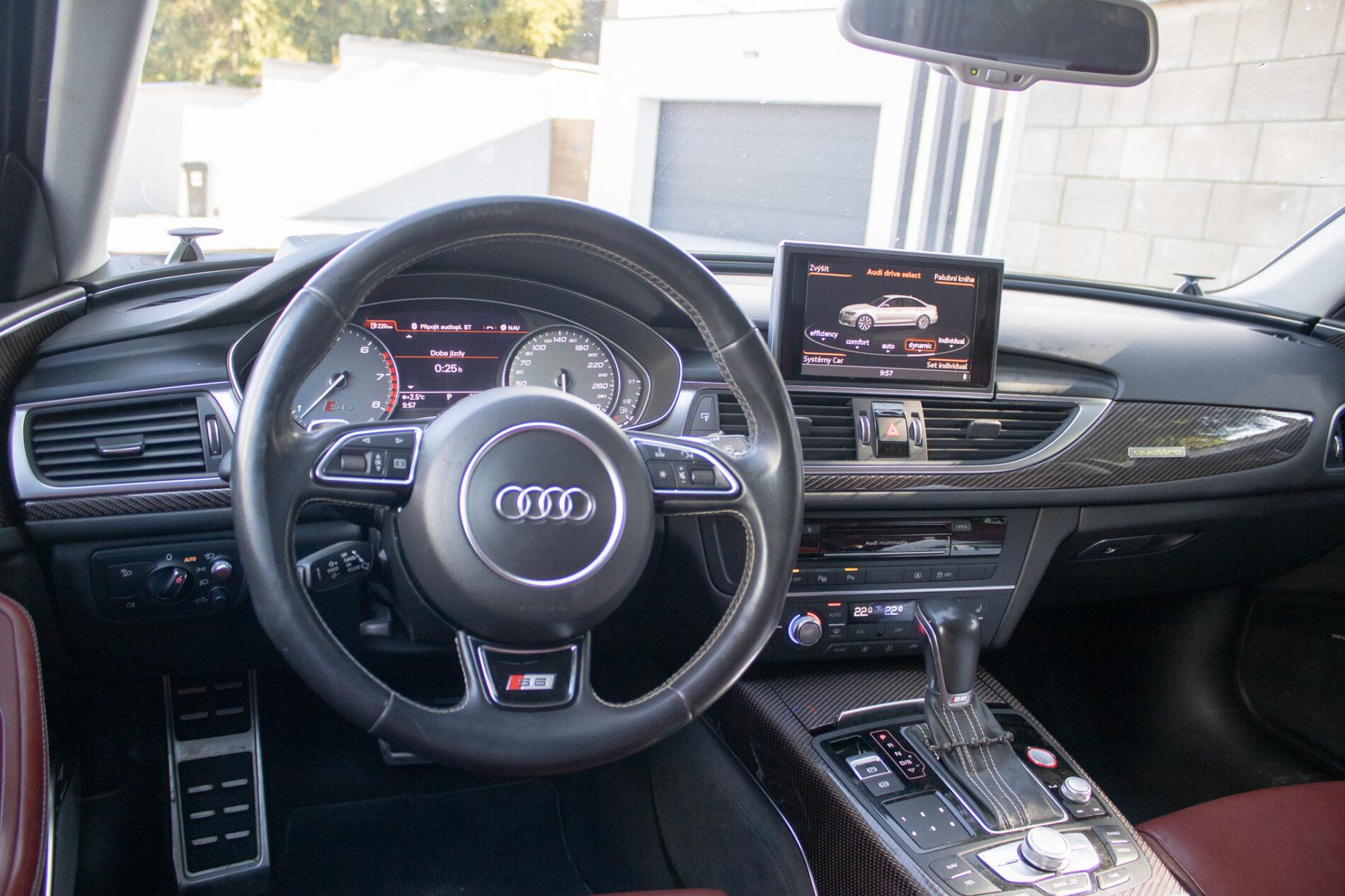 2015 AUDI S6, šedá sedan, 184 000 km